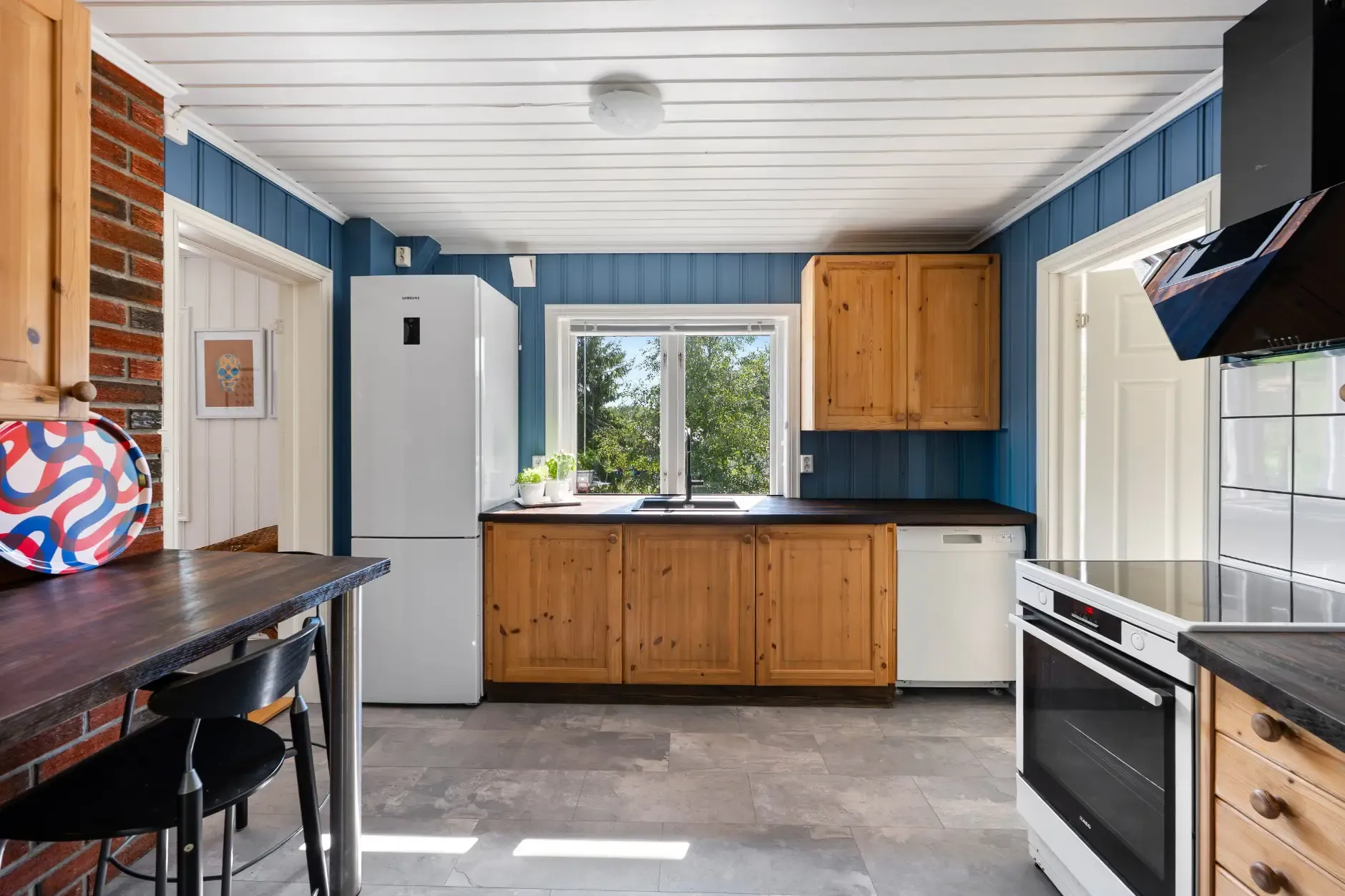 1950s Hemnes House with Garden and Terraces, Ideal for Families - View image 25 of 47