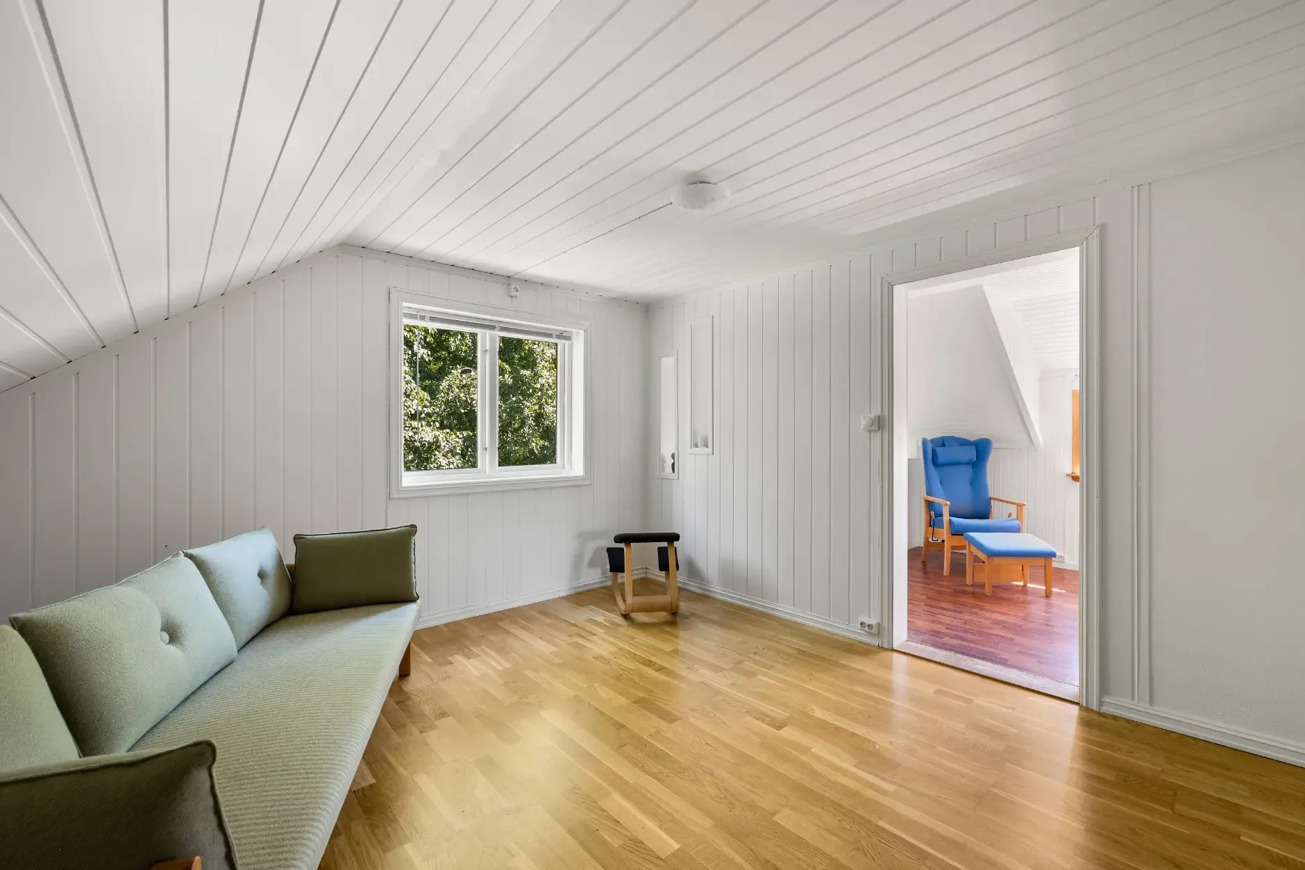 1950s Hemnes House with Garden and Terraces, Ideal for Families - View image 35 of 47
