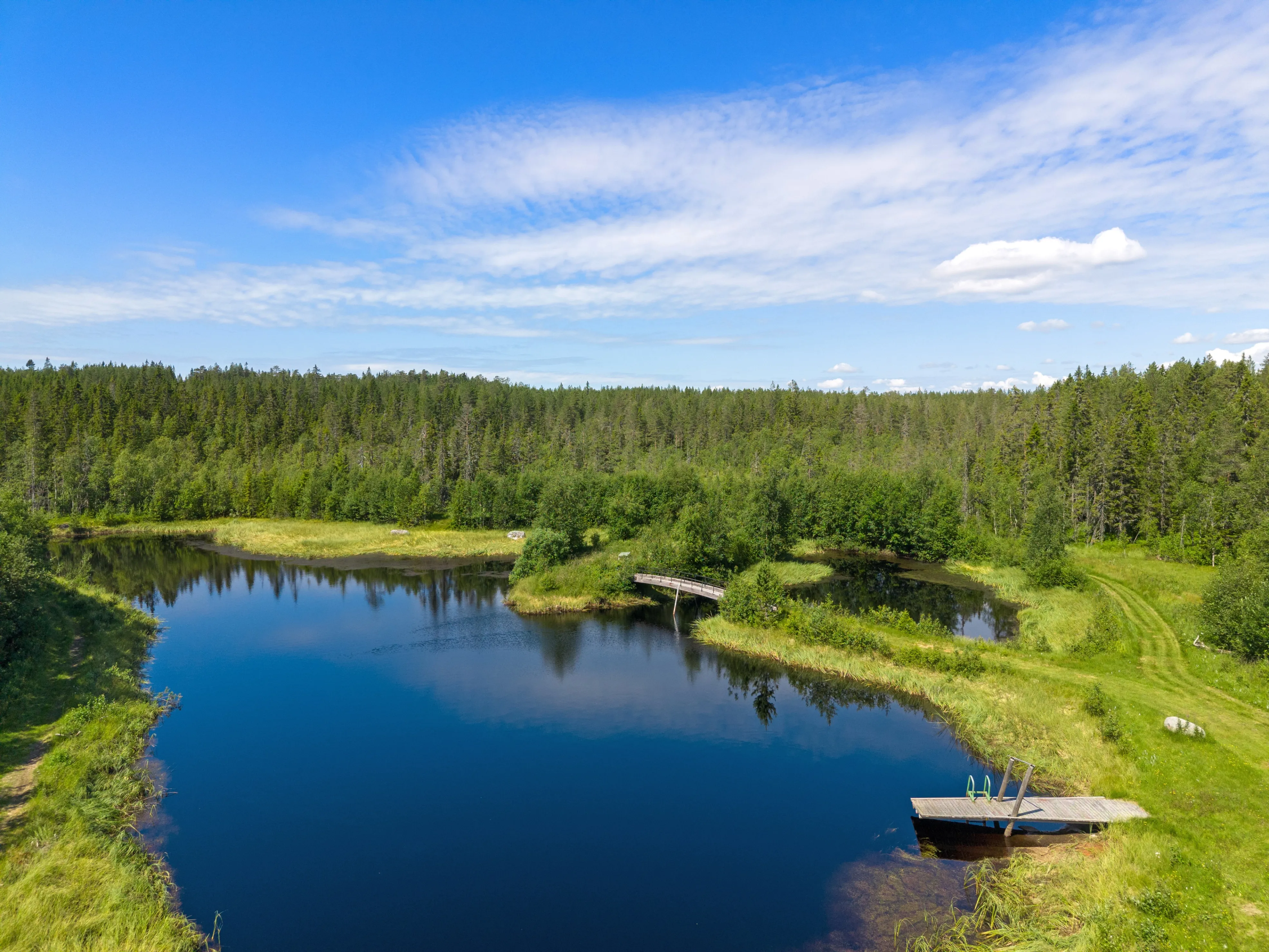 1850-luvun norjalainen lomamökki, jossa on lisärakennus ja tilava terassi - Näytä kuva 46 / 50