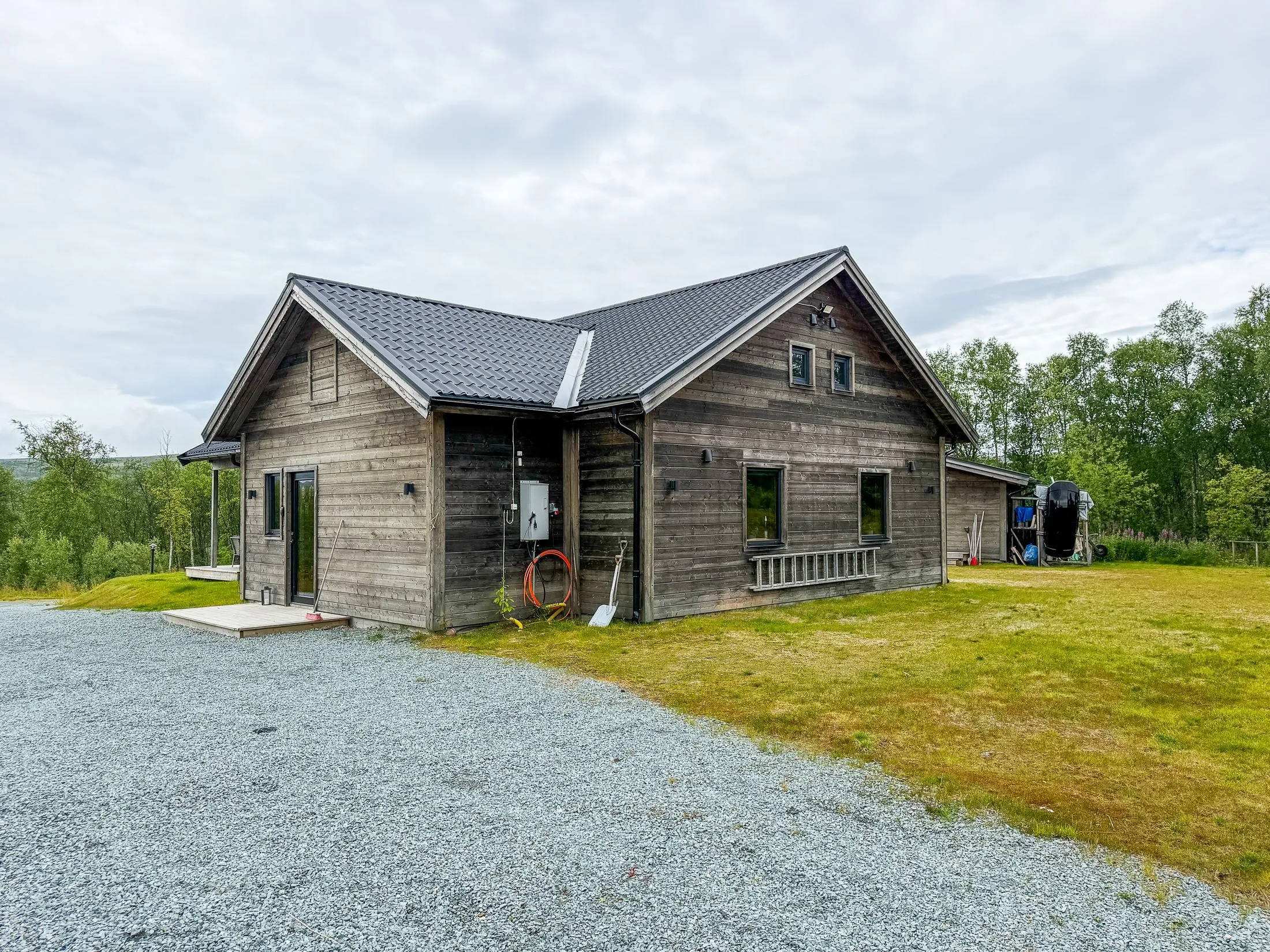 Moderne hus med 5 soveværelser i Klimpfjäll med stor have og terrasse - Vis billede 35 af 36