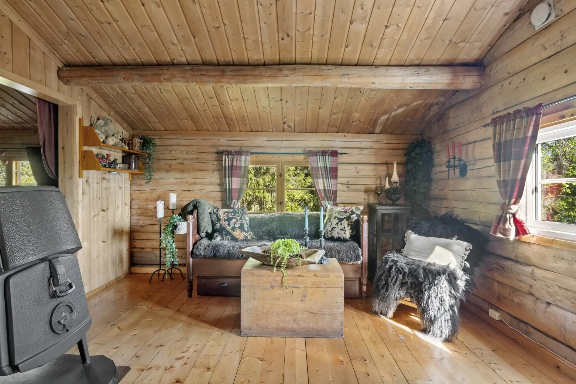 Norwegisches Landhaus aus den 1960er Jahren mit weitläufigem Grundstück in Dalen - Bild 13 von 40 anzeigen
