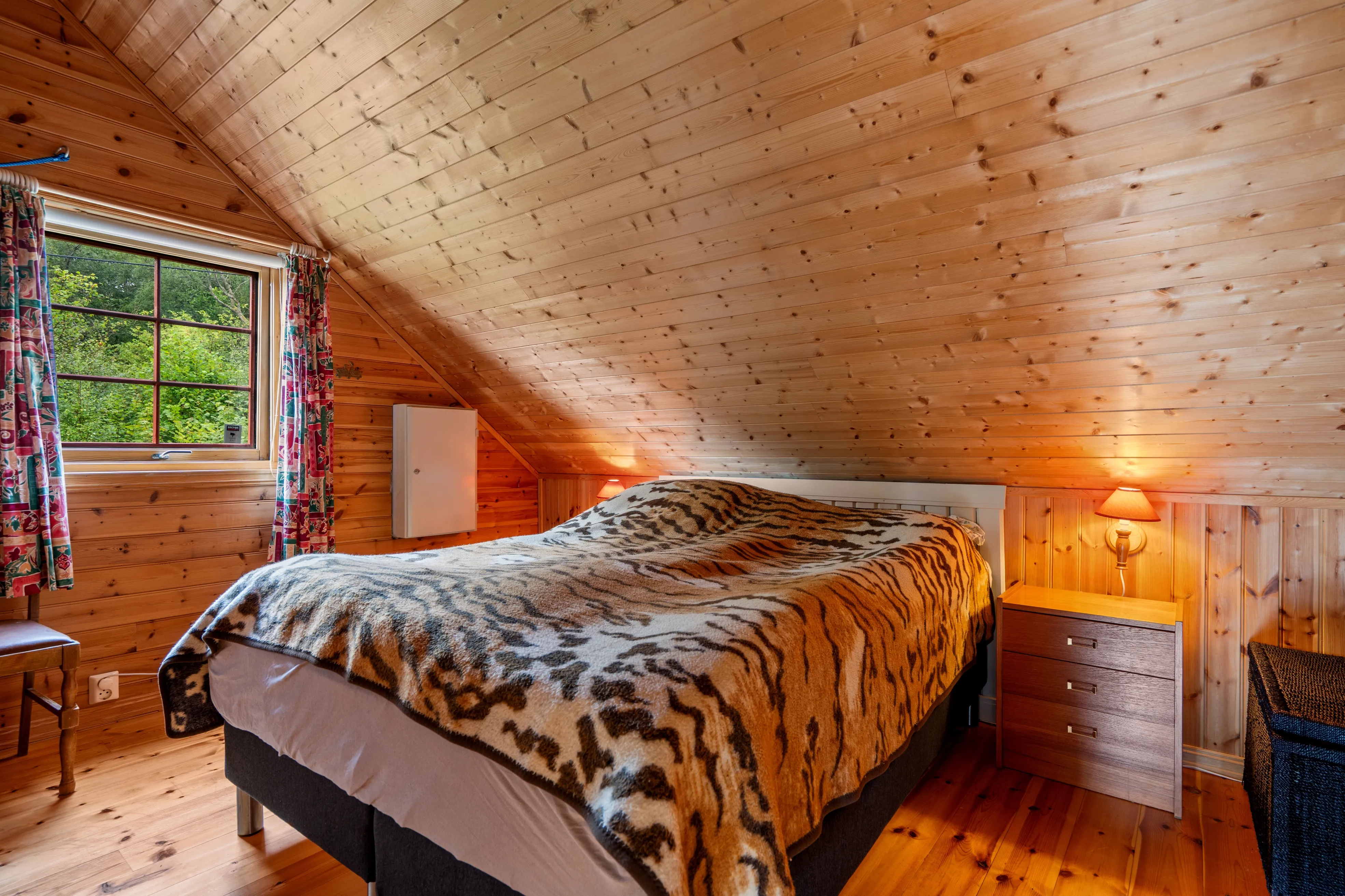 1940s Cabin with Restoration Potential in Scenic Vestland, Norway - View image 14 of 30