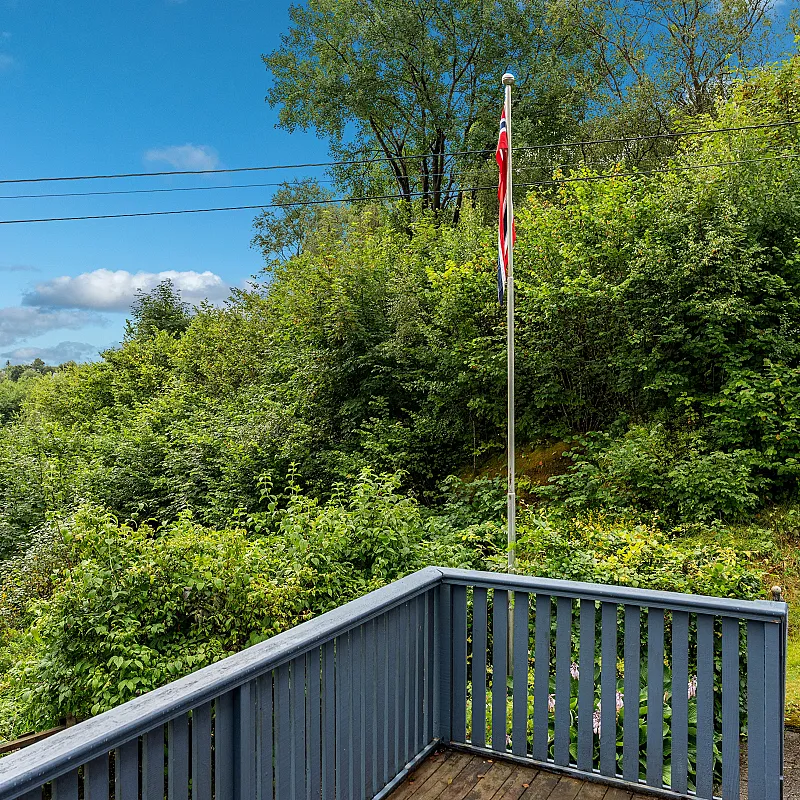 View image 17