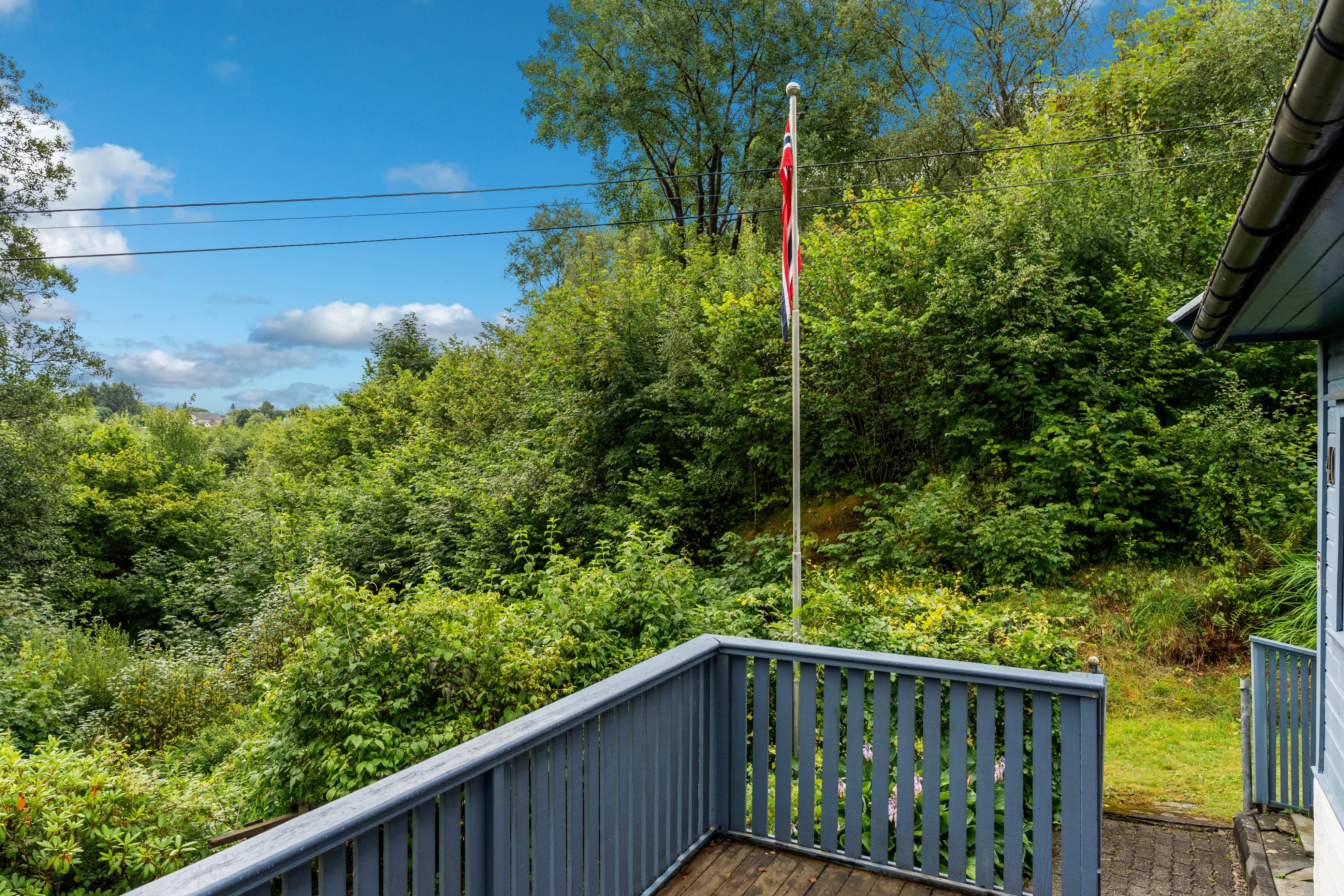 1940s Cabin with Restoration Potential in Scenic Vestland, Norway - View image 17 of 30