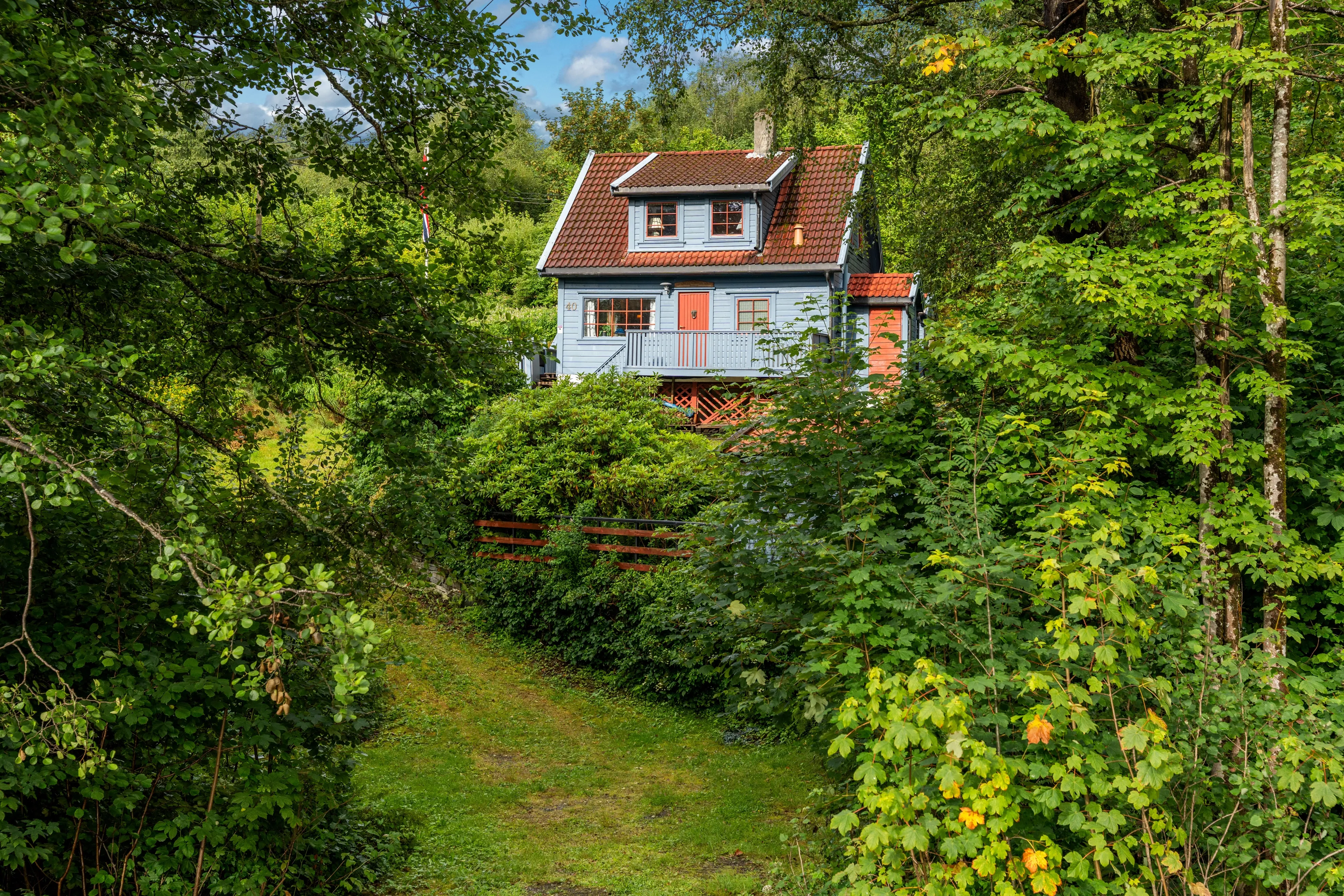 1940s Cabin with Restoration Potential in Scenic Vestland, Norway - View image 23 of 30
