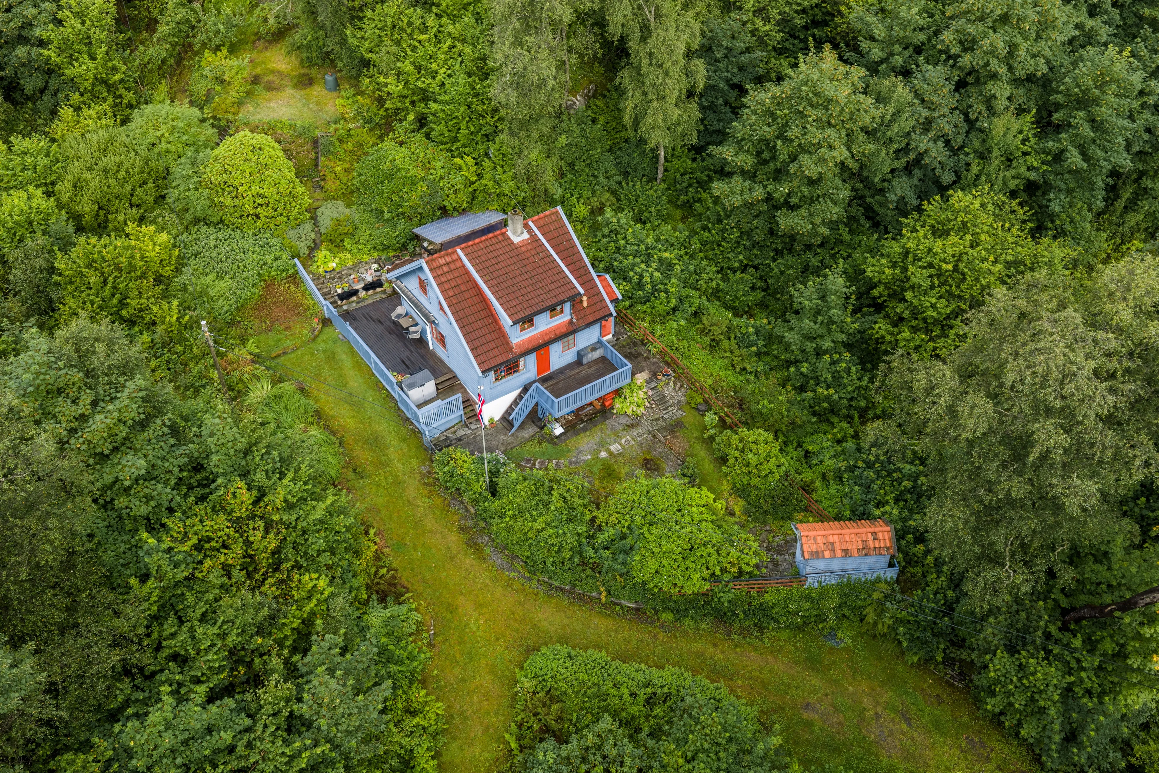 1940s Cabin with Restoration Potential in Scenic Vestland, Norway - View image 24 of 30