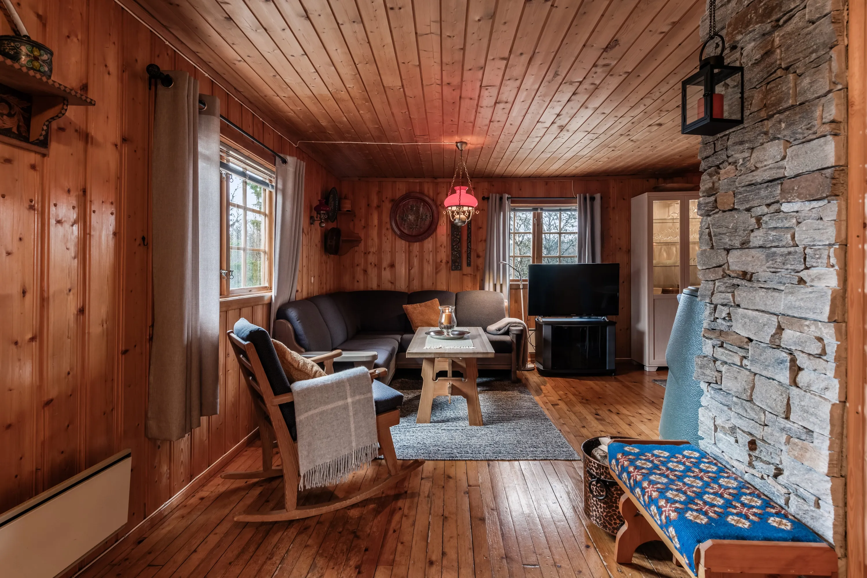 1950s Gol House with Expansive Land and Terrace in Serene Setting - View image 7 of 37