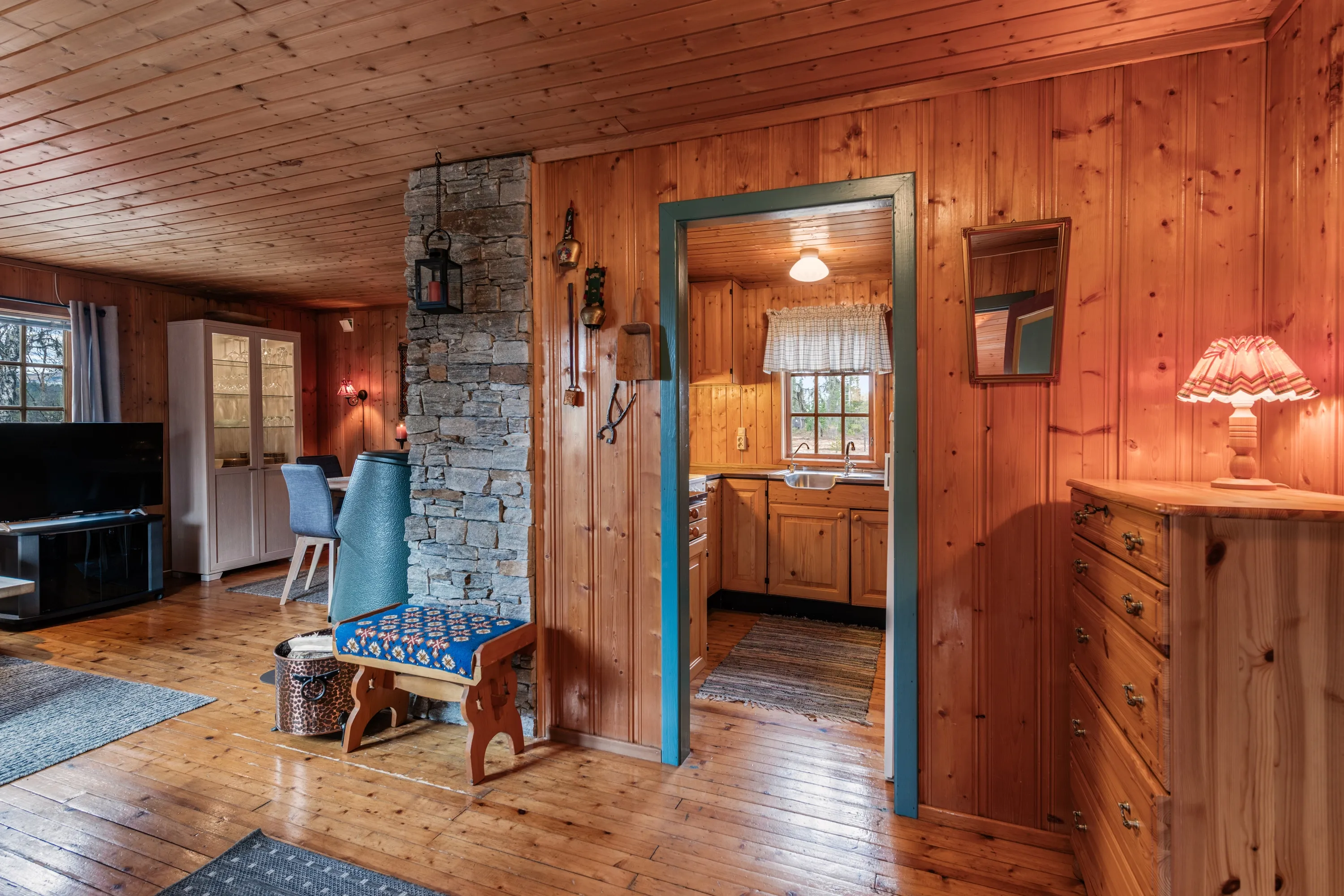 1950s Gol House with Expansive Land and Terrace in Serene Setting - View image 12 of 37
