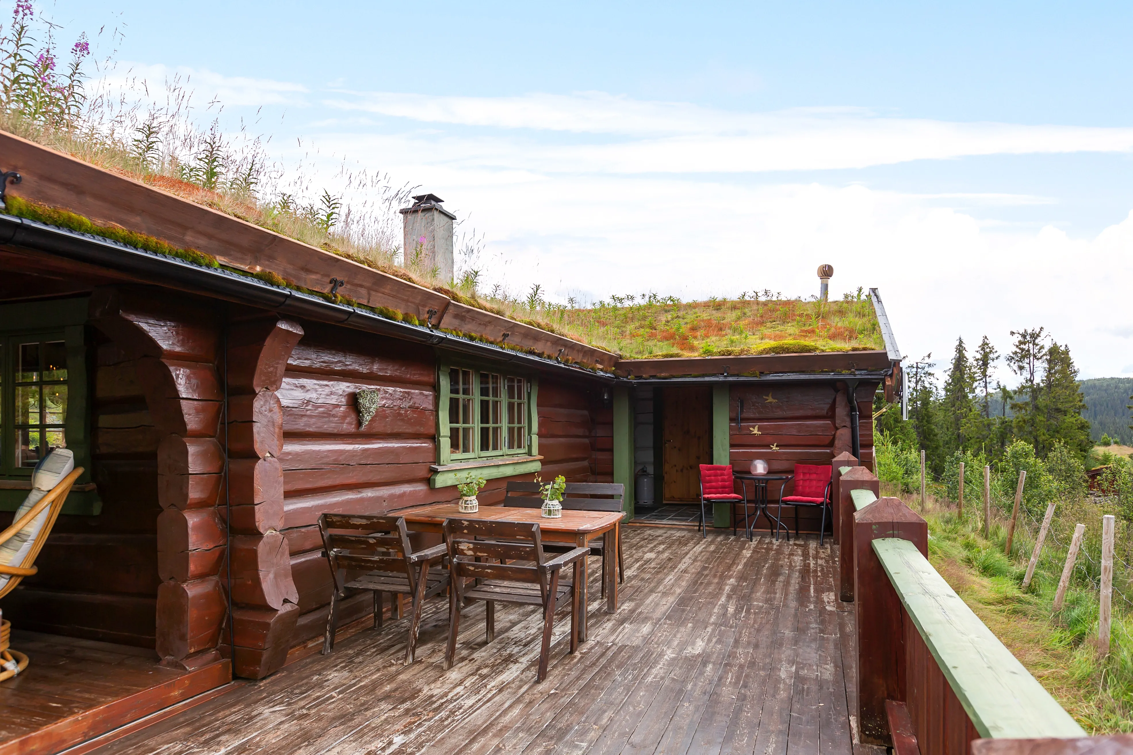 Hyggeligt hus med 2 soveværelser og stor terrasse i det naturskønne Reinli, Norge - Image 5