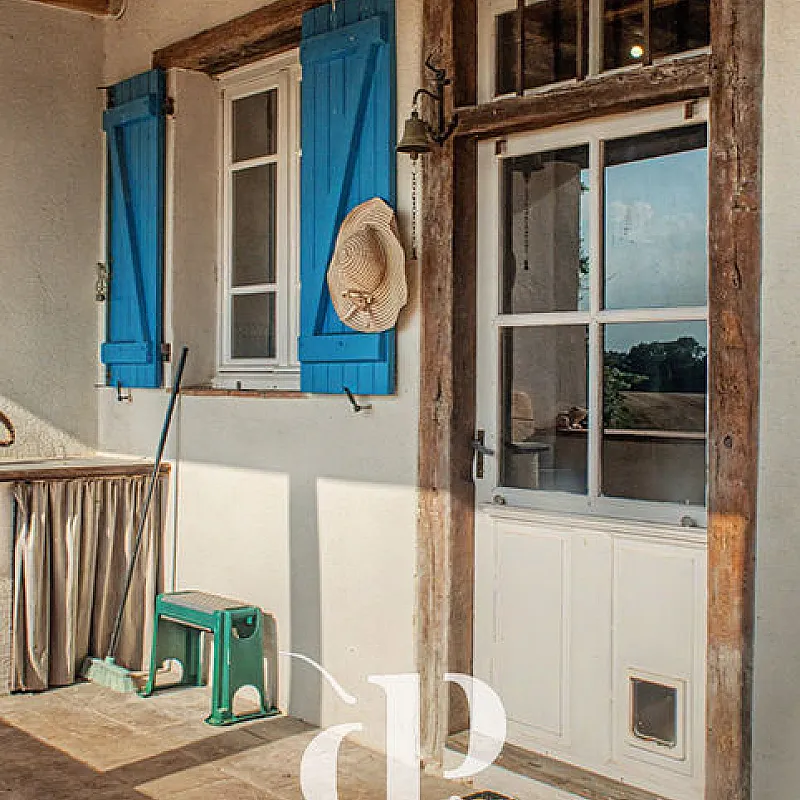 View image 14