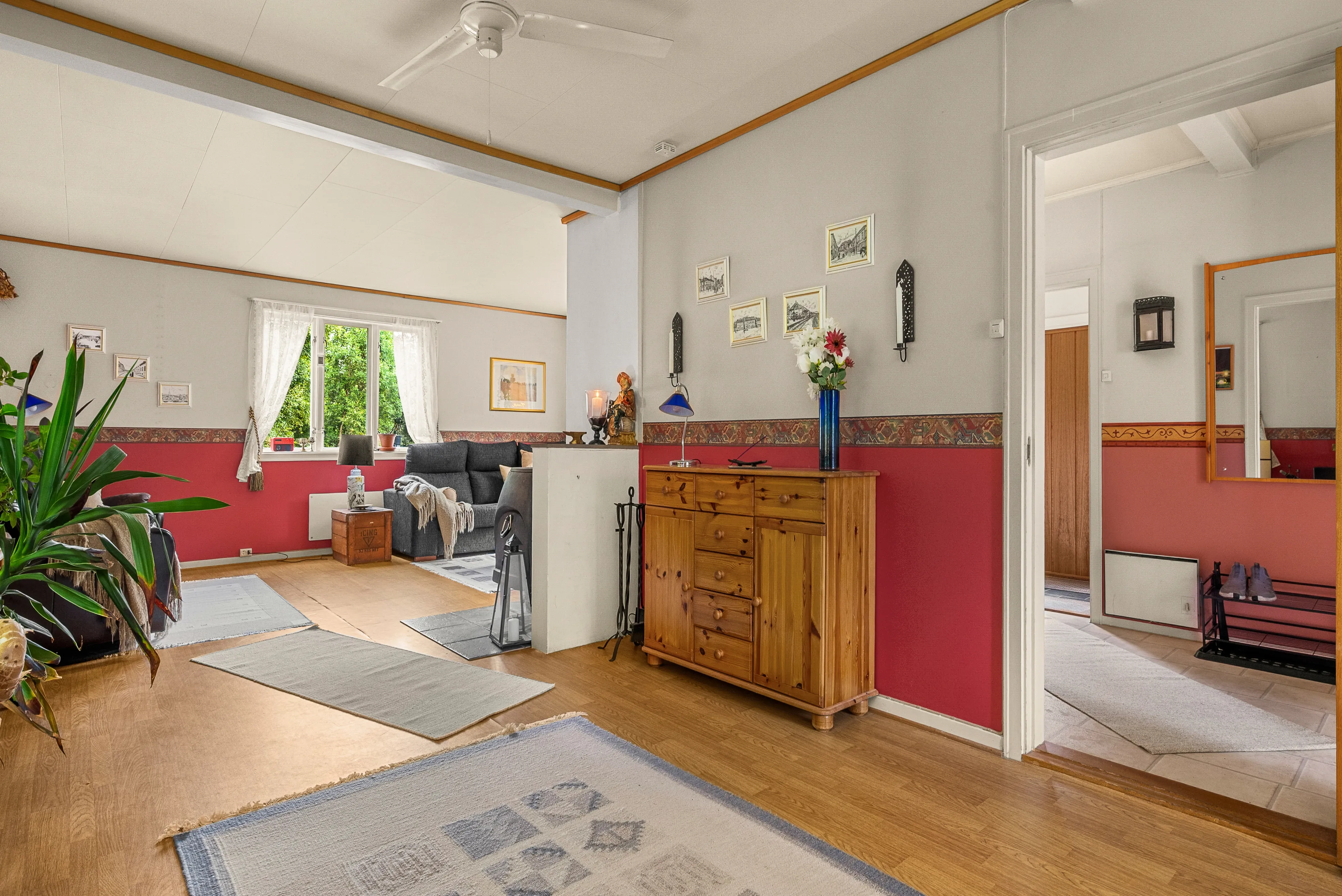 Charming 3-Bedroom House with Expansive Grounds in Historic Løkken Verk - View image 13 of 33