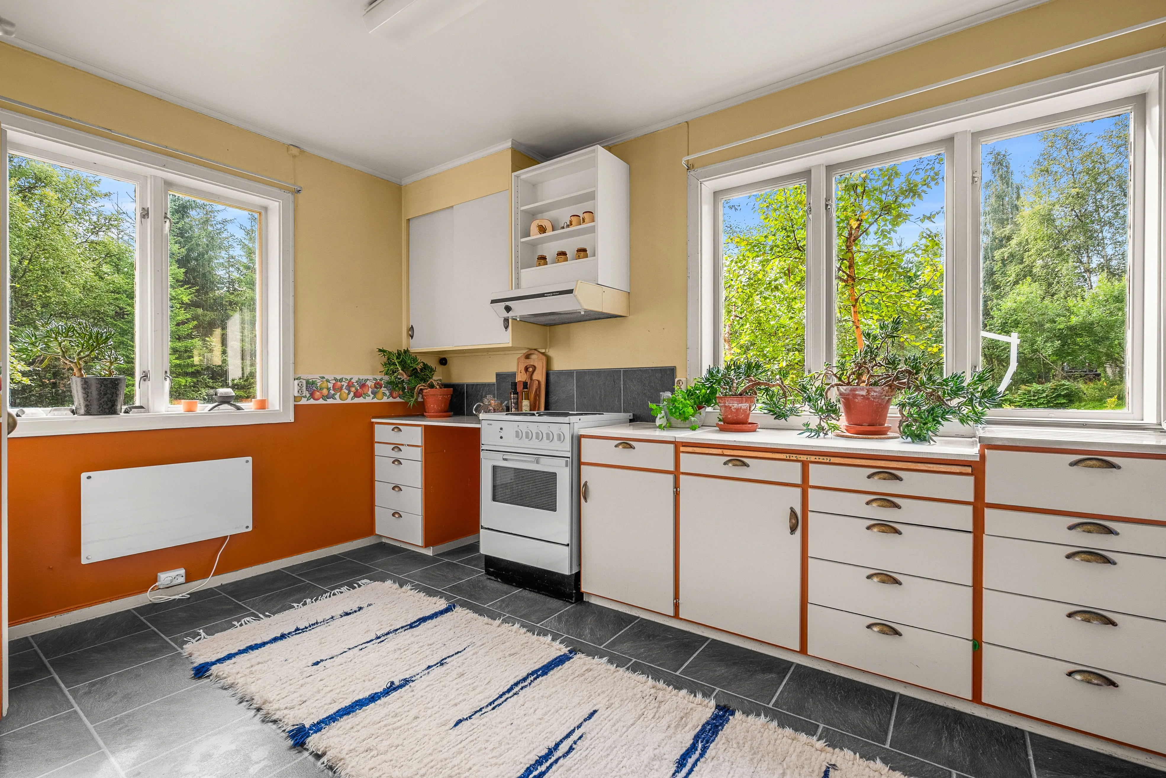 Charming 3-Bedroom House with Expansive Grounds in Historic Løkken Verk - View image 15 of 33