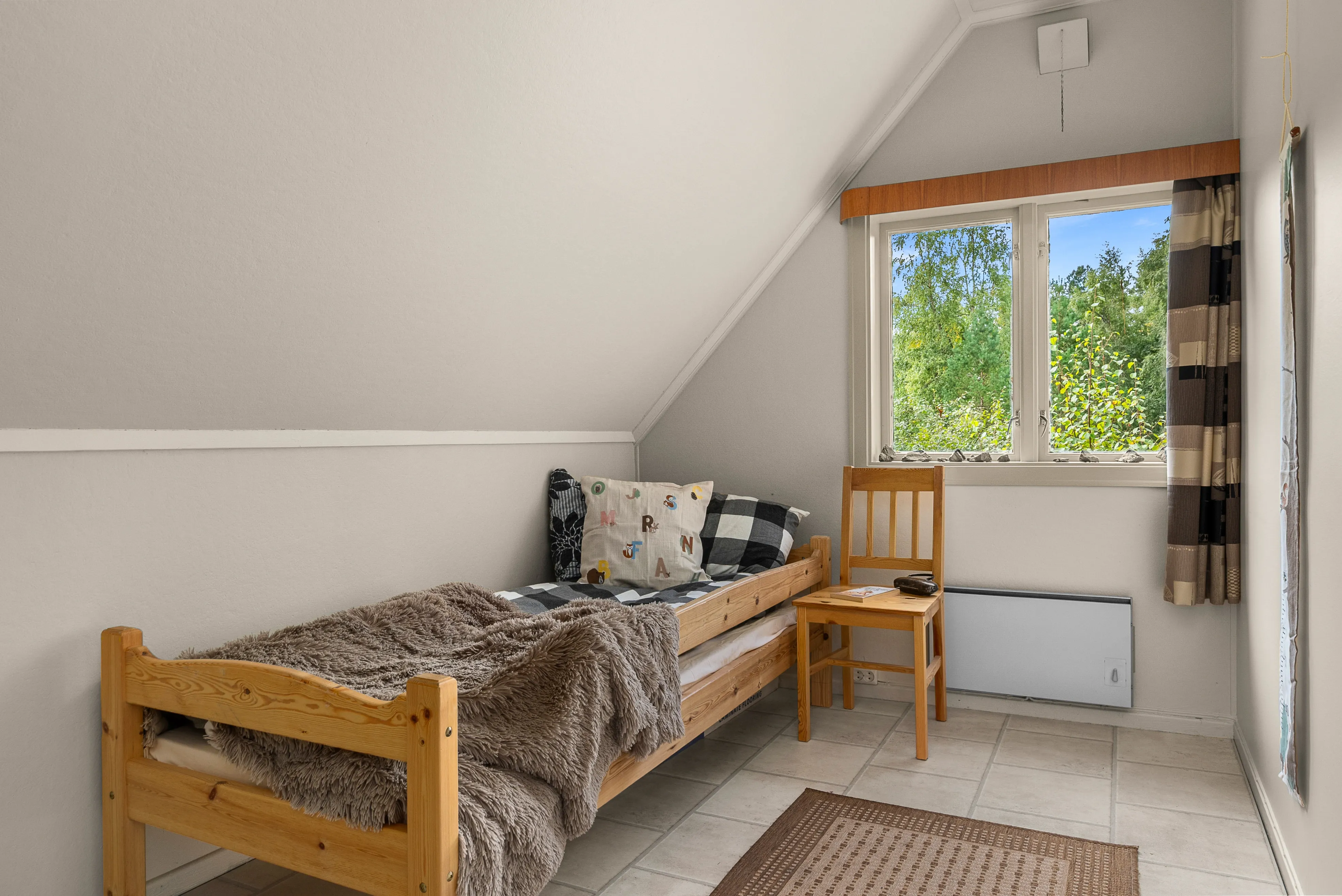 Charming 3-Bedroom House with Expansive Grounds in Historic Løkken Verk - View image 20 of 33