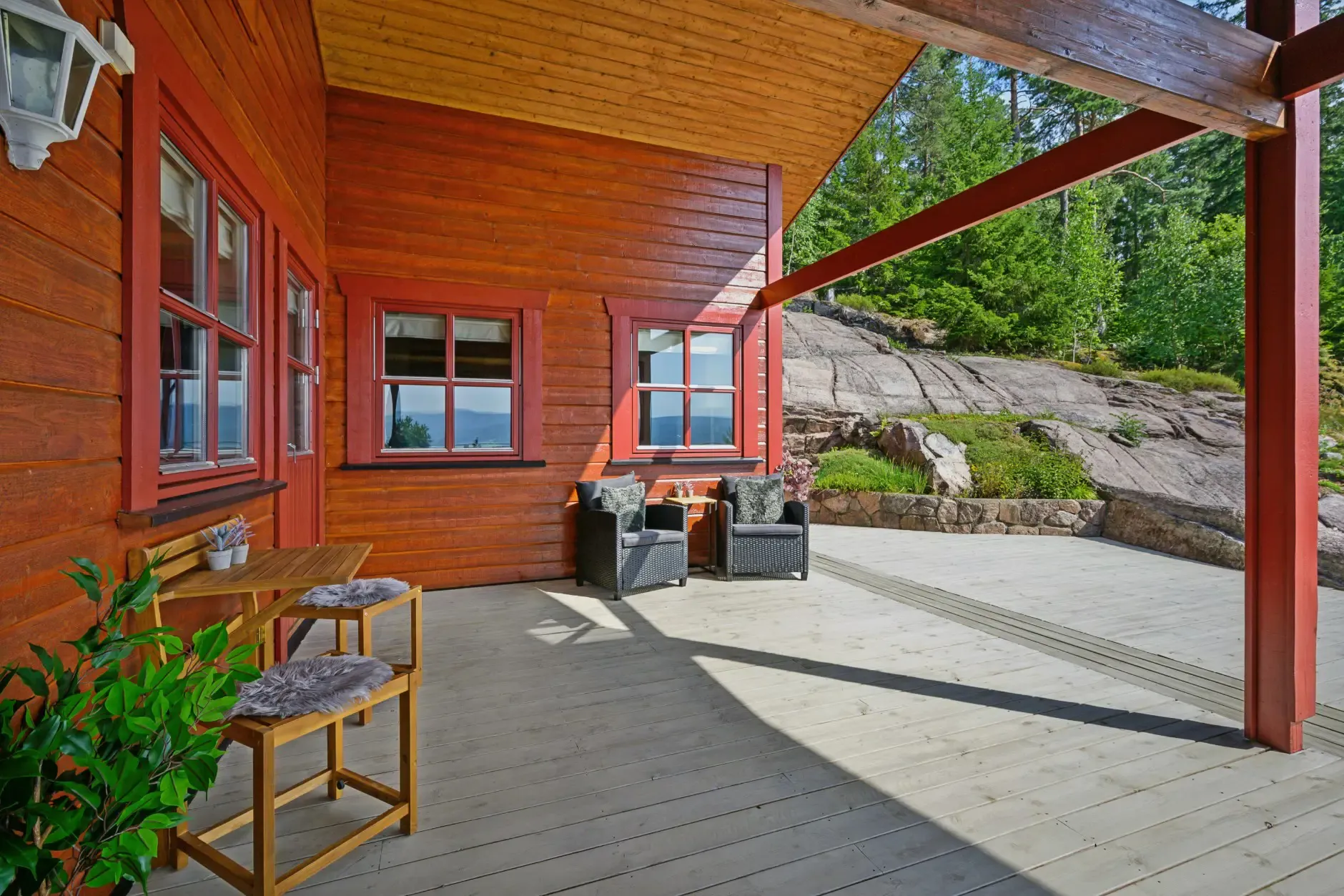 Modern 3-Bedroom House with Fjord Views and Expansive Terrace in Spikkestad - View image 47 of 53