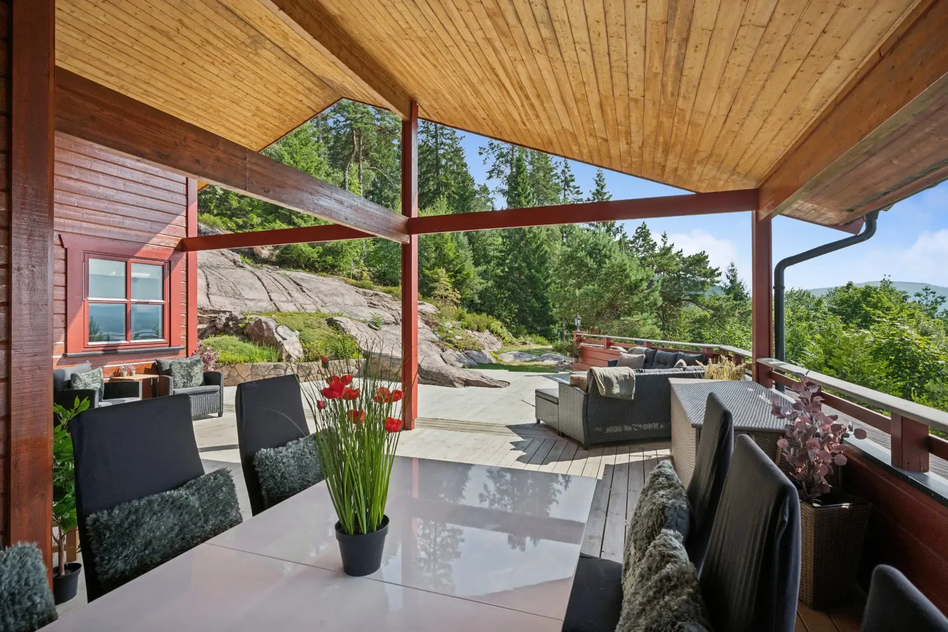 Modern 3-Bedroom House with Fjord Views and Expansive Terrace in Spikkestad - View image 52 of 53