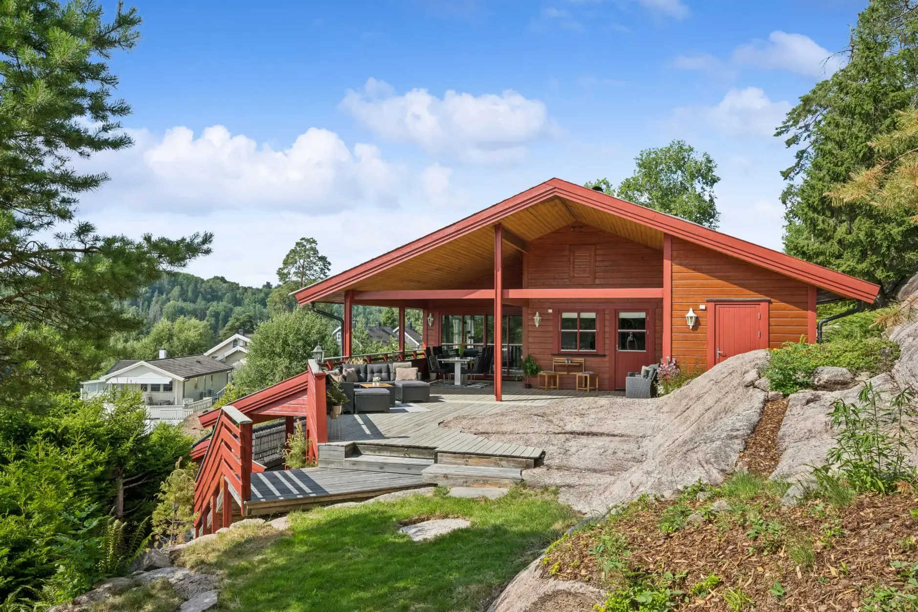 Modern 3-Bedroom House with Fjord Views and Expansive Terrace in Spikkestad - View image 53 of 53