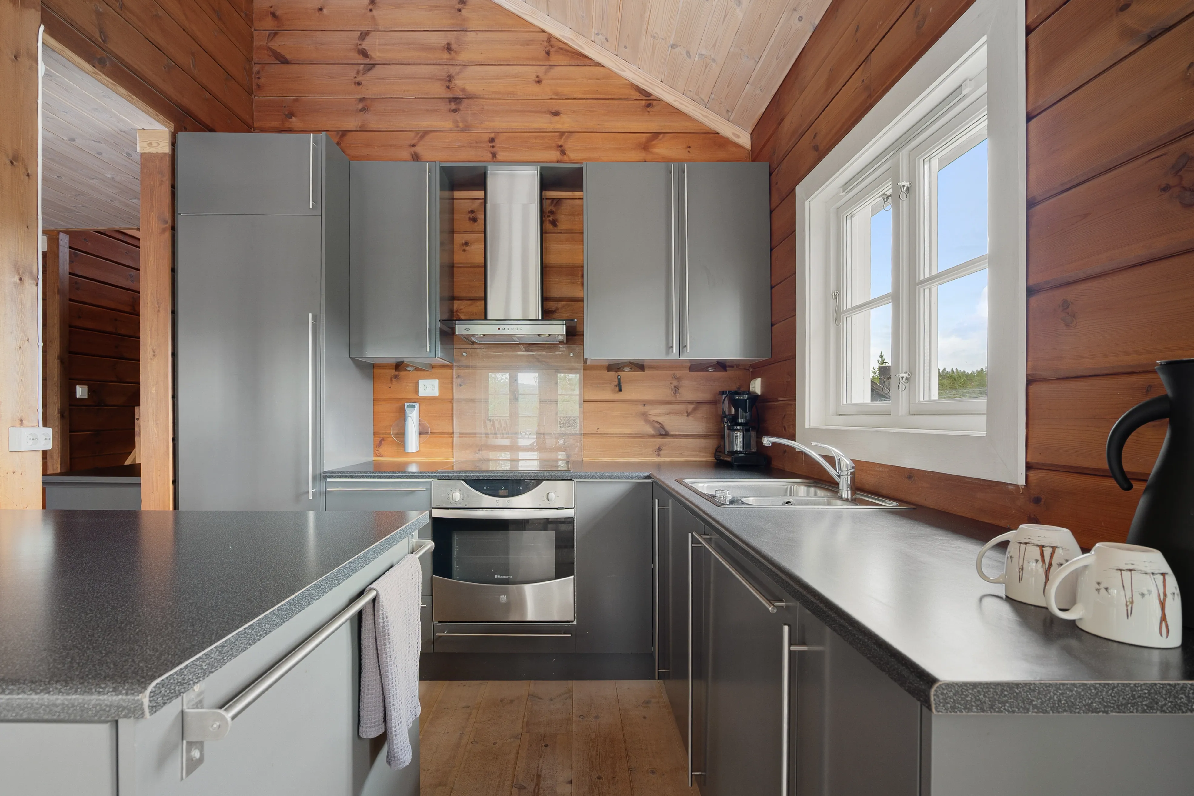 Architect-Designed 3-Bedroom Cabin with Expansive Terrace in Sirdal, Norway - View image 11 of 35
