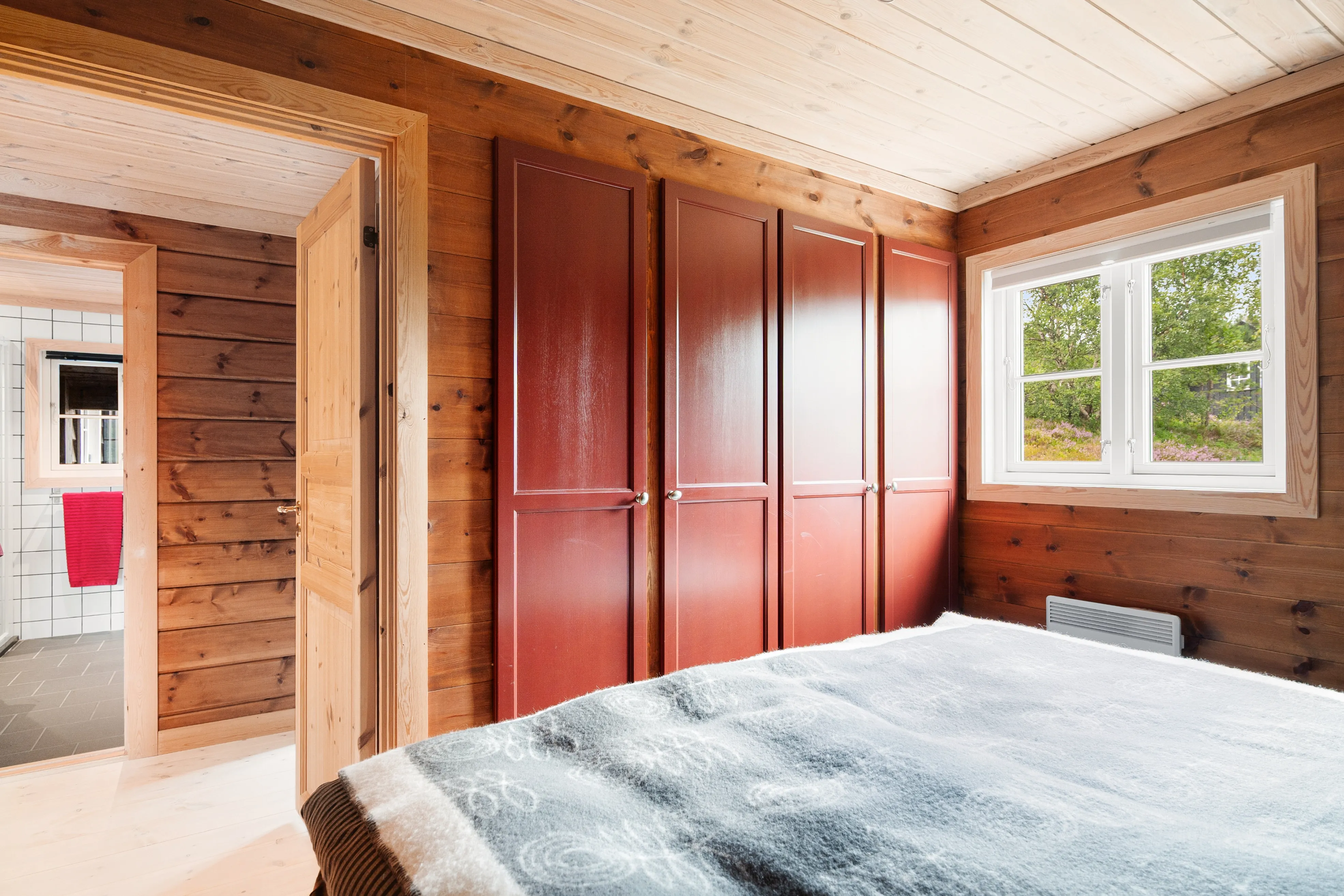 Architect-Designed 3-Bedroom Cabin with Expansive Terrace in Sirdal, Norway - View image 14 of 35