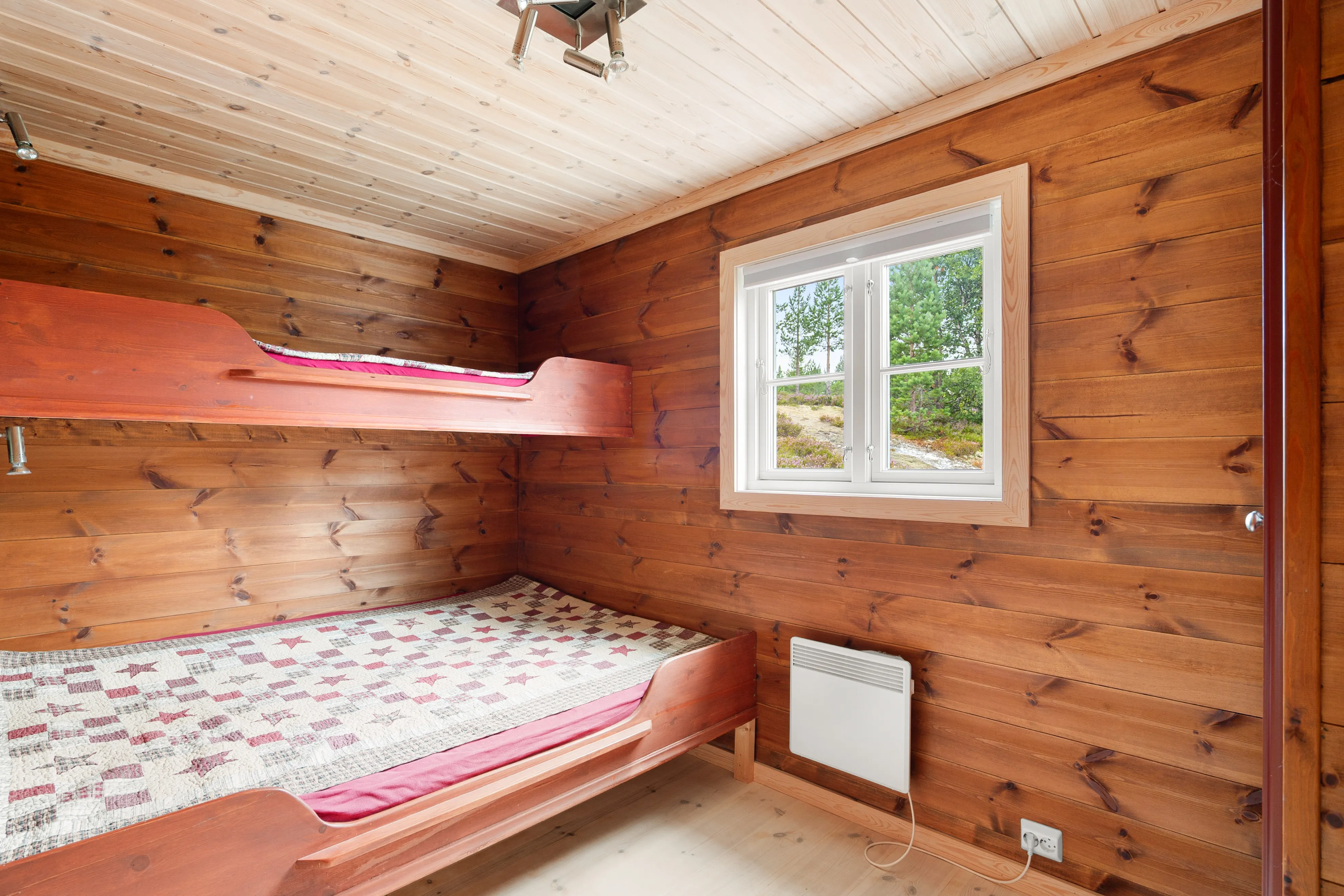 Architect-Designed 3-Bedroom Cabin with Expansive Terrace in Sirdal, Norway - View image 15 of 35