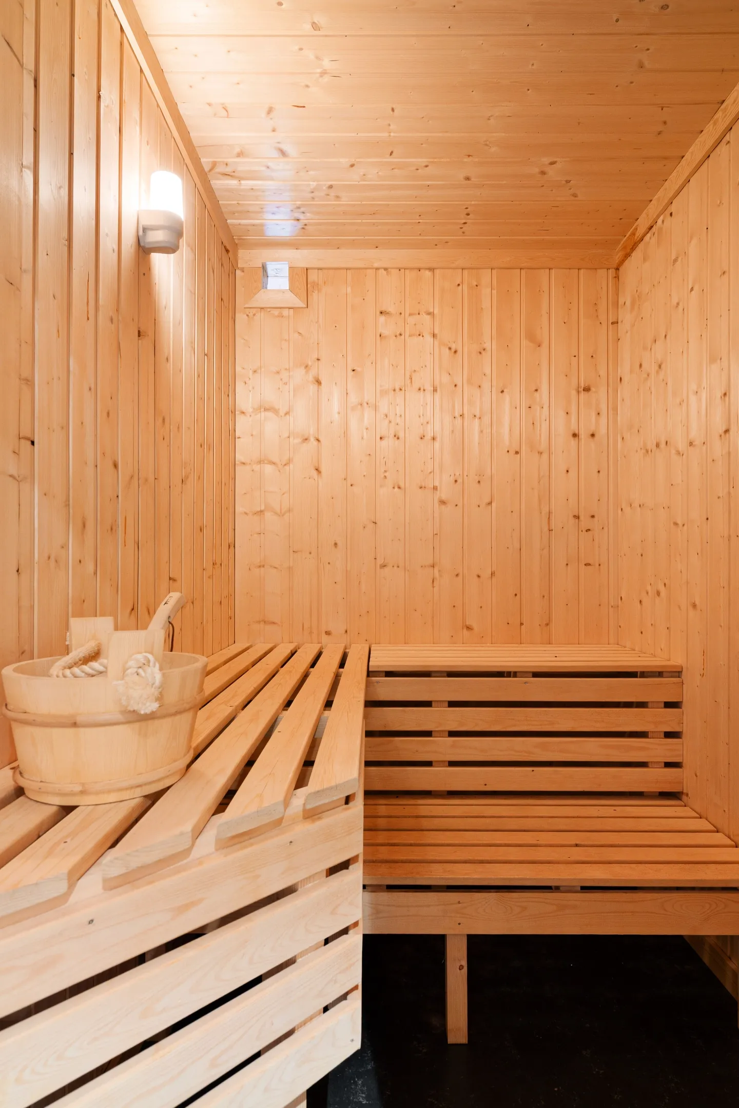 Architect-Designed 3-Bedroom Cabin with Expansive Terrace in Sirdal, Norway - View image 18 of 35