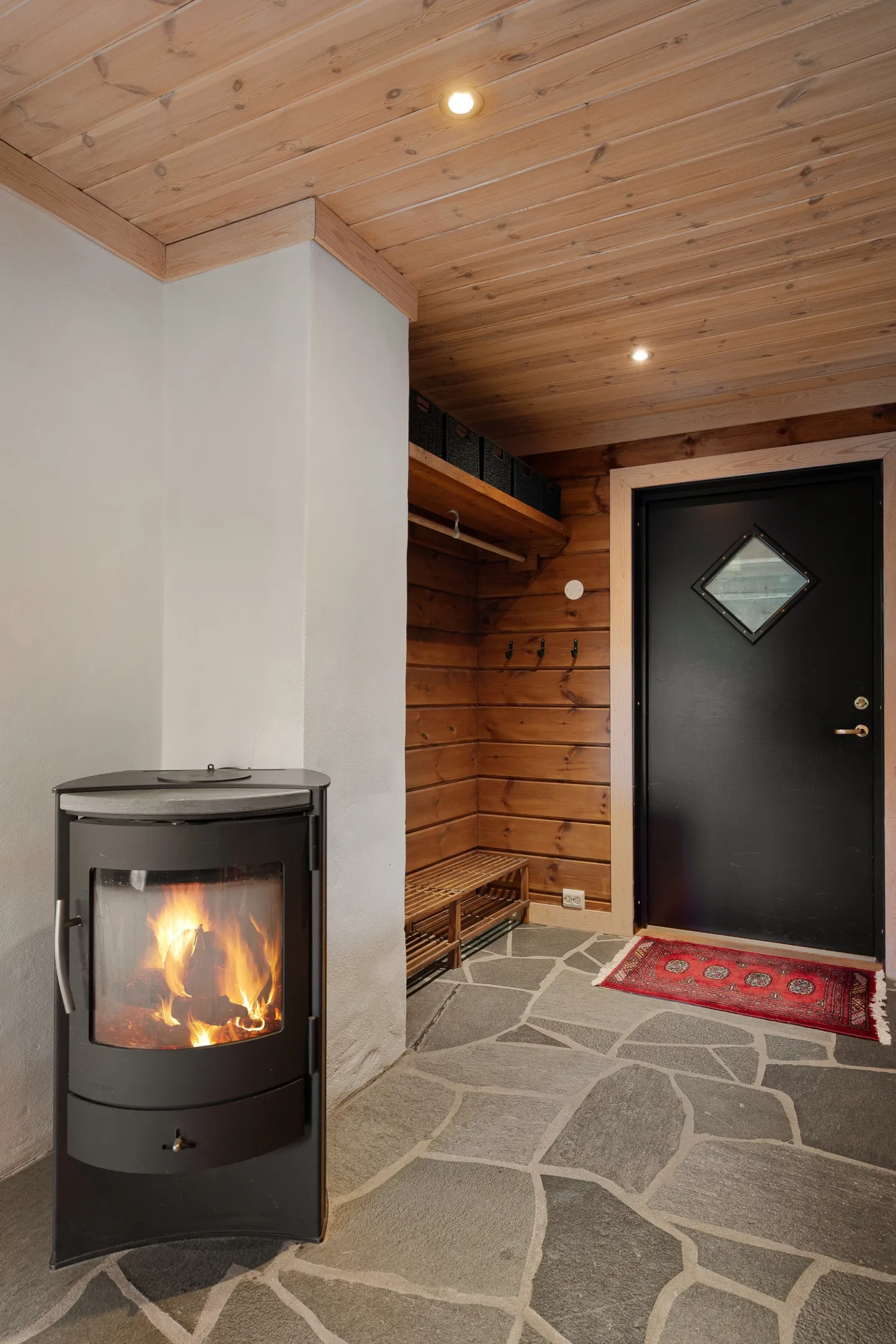 Architect-Designed 3-Bedroom Cabin with Expansive Terrace in Sirdal, Norway - View image 22 of 35