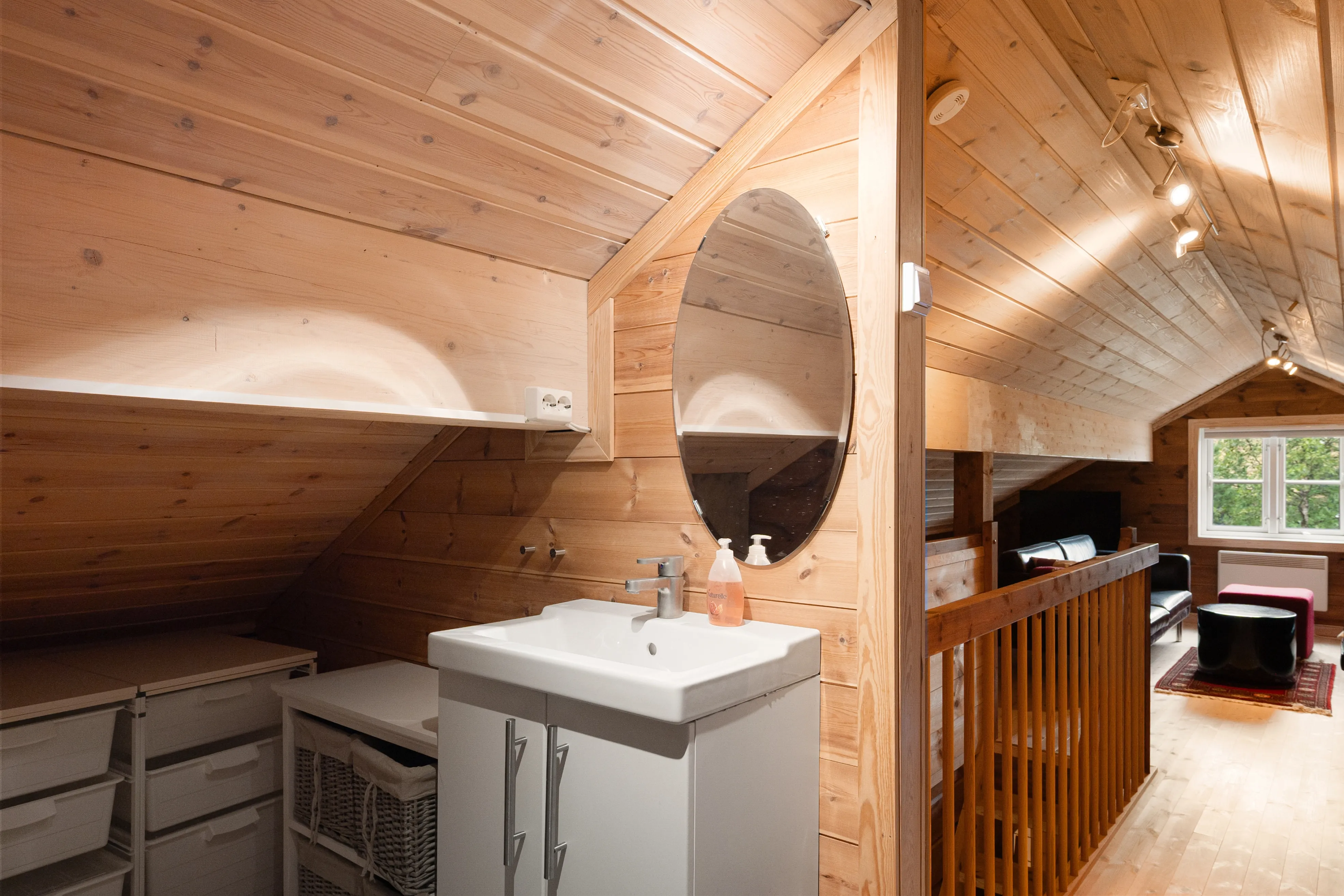 Architect-Designed 3-Bedroom Cabin with Expansive Terrace in Sirdal, Norway - View image 29 of 35