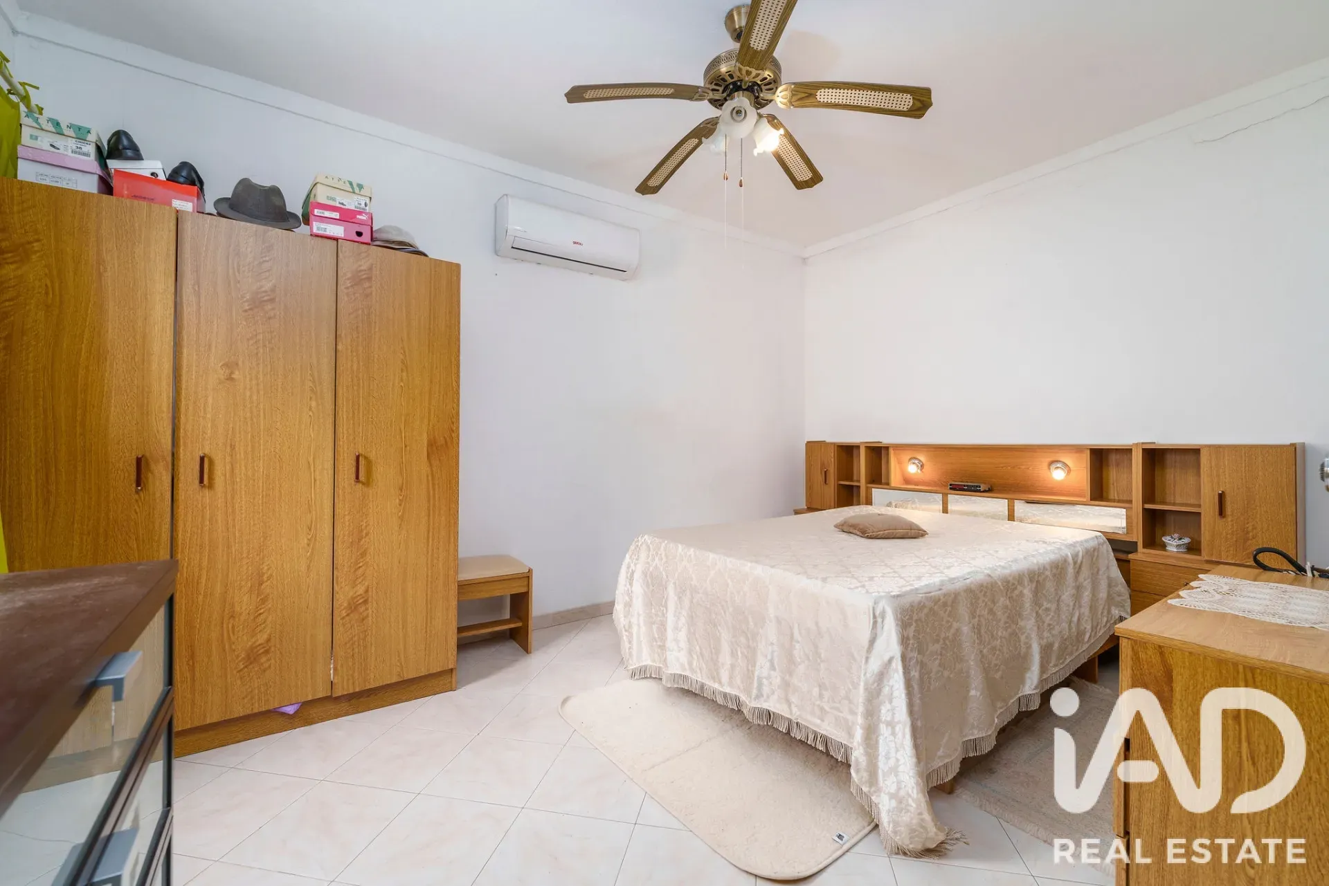 1970s 3-Bedroom House with Garden and Pool in São Brás de Alportel - View image 17 of 40