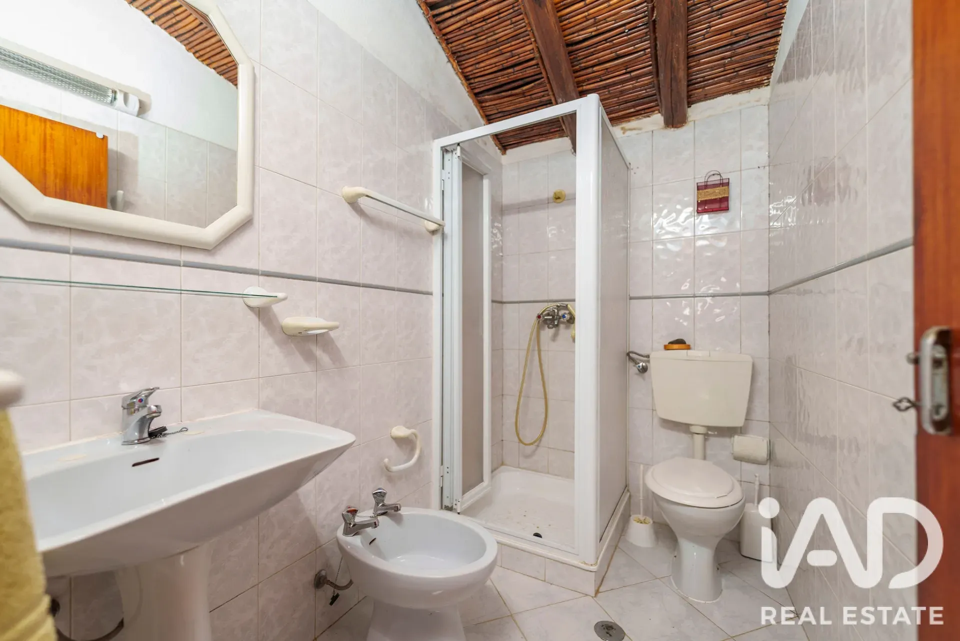 1970s 3-Bedroom House with Garden and Pool in São Brás de Alportel - View image 20 of 40