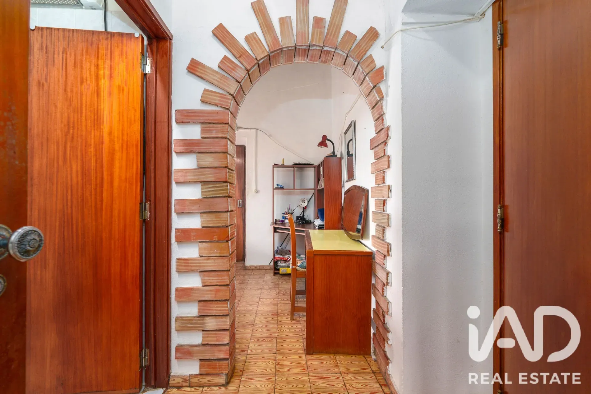 1970s 3-Bedroom House with Garden and Pool in São Brás de Alportel - View image 27 of 40
