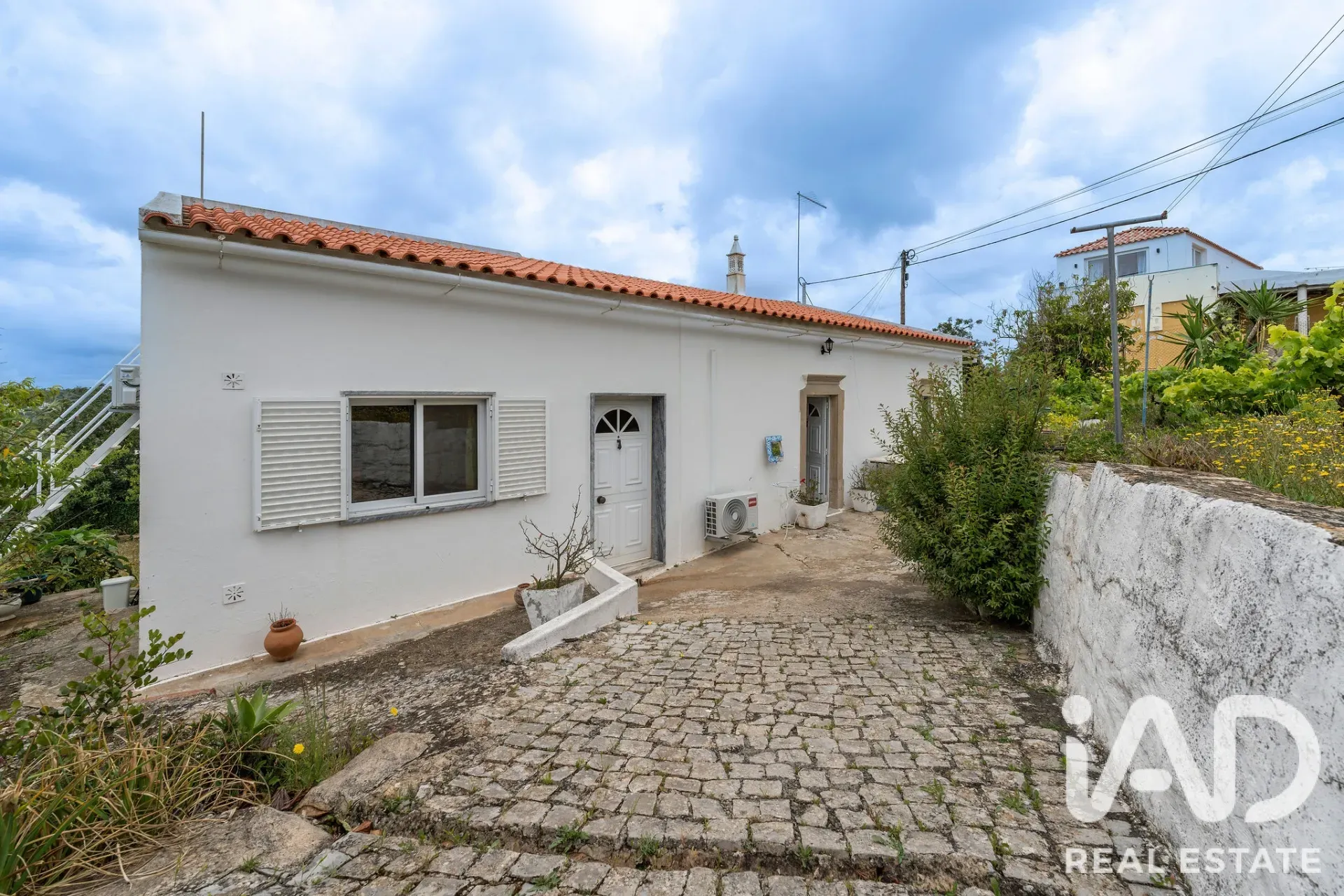 1970s 3-Bedroom House with Garden and Pool in São Brás de Alportel - View image 29 of 40