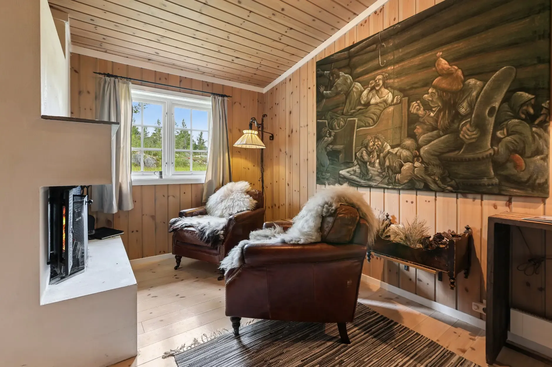 Vinje Cabin Retreat: 4 Bedrooms, Expansive Terrace, and Cosy Fireplaces - View image 12 of 30