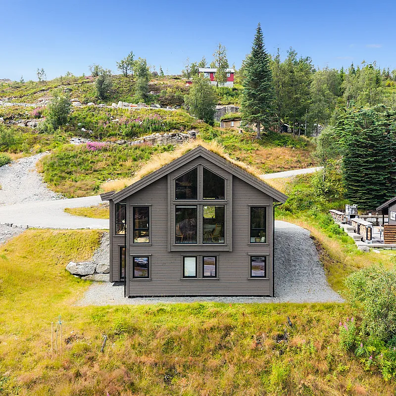 Modern Norwegian Home with Expansive Terrace in Scenic Sirdal