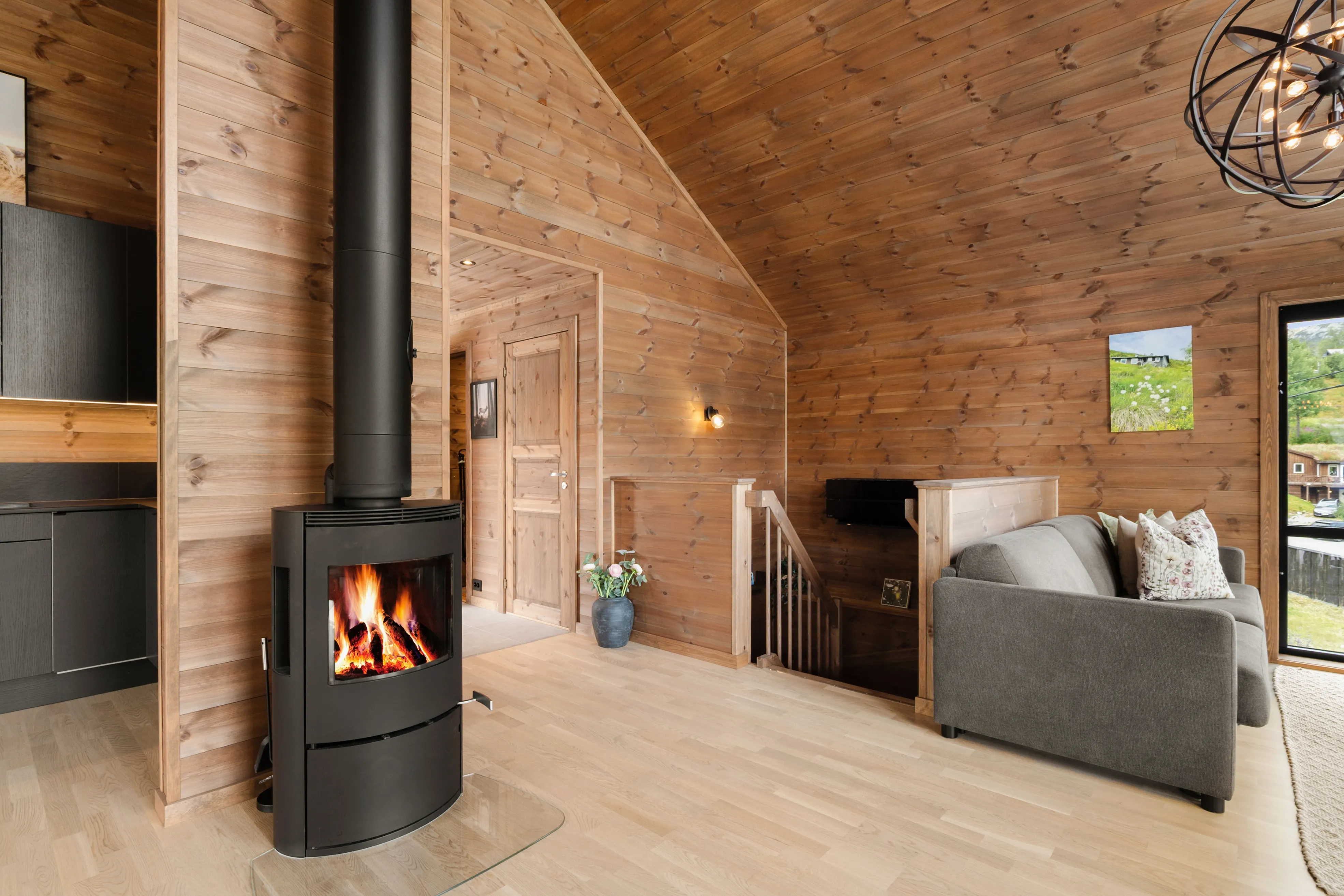 Modern Norwegian Home with Expansive Terrace in Scenic Sirdal - View image 12 of 33