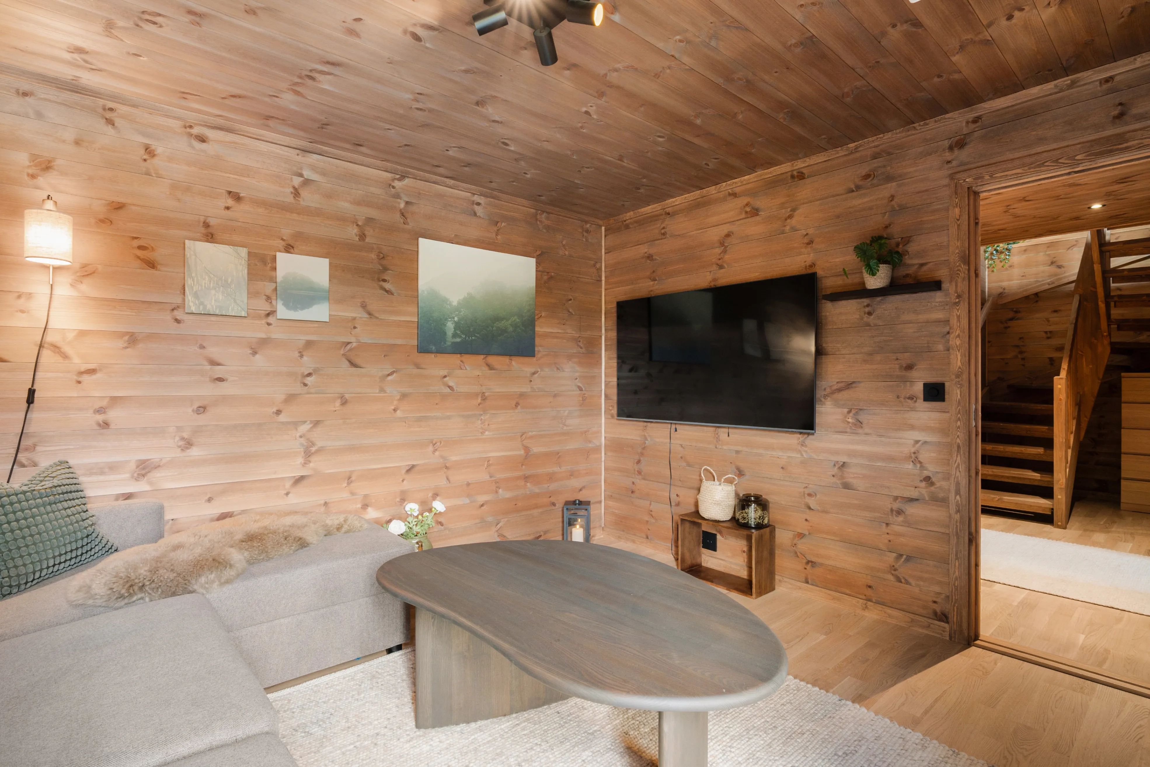 Modern Norwegian Home with Expansive Terrace in Scenic Sirdal - View image 17 of 33