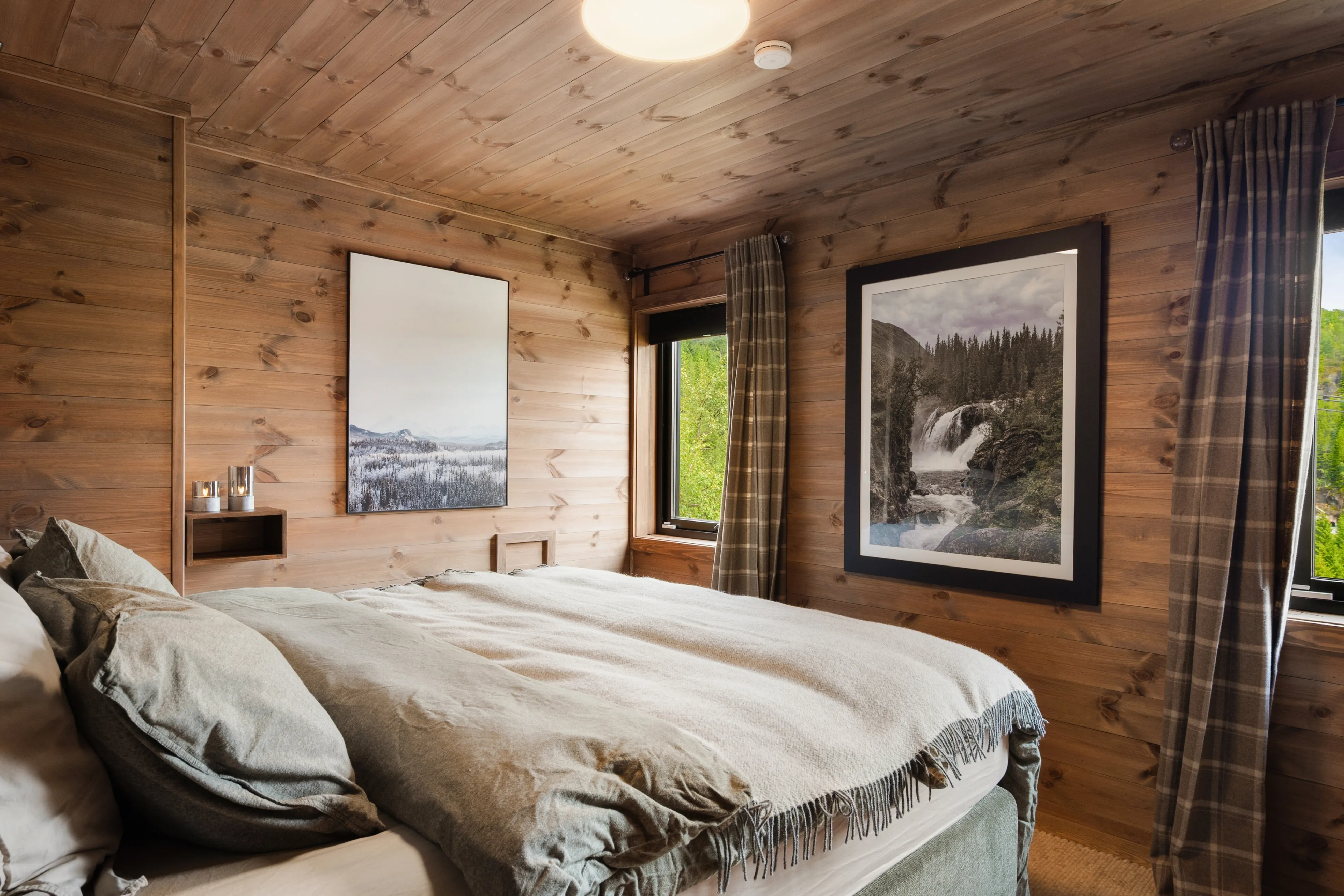 Modern Norwegian Home with Expansive Terrace in Scenic Sirdal - View image 20 of 33