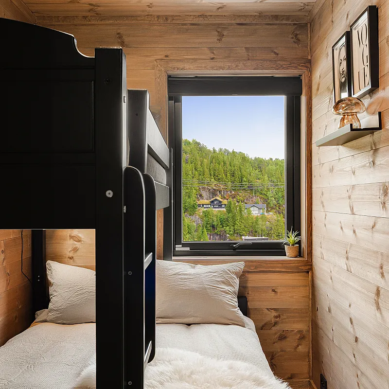 View image 23
