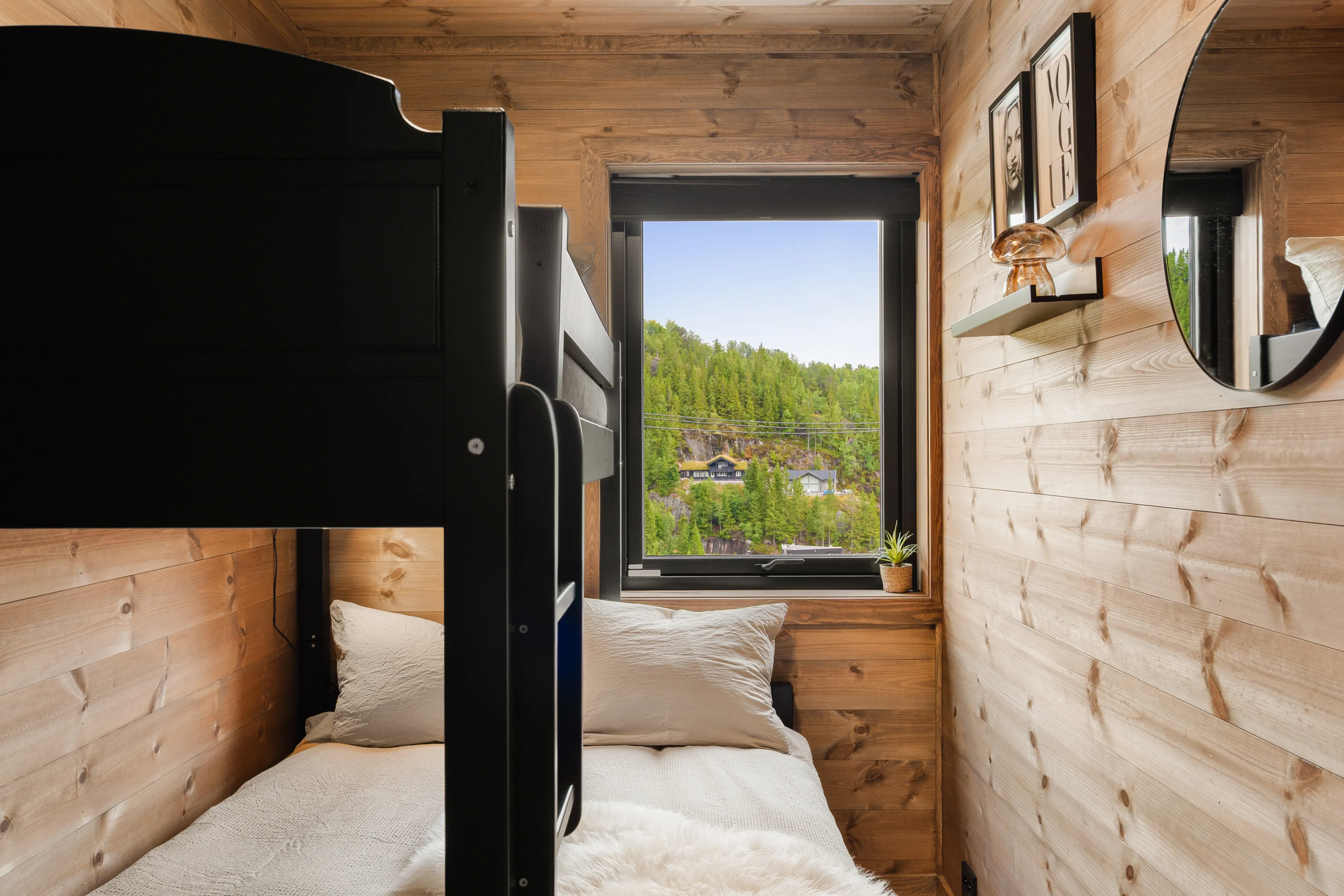 Modern Norwegian Home with Expansive Terrace in Scenic Sirdal - View image 23 of 33