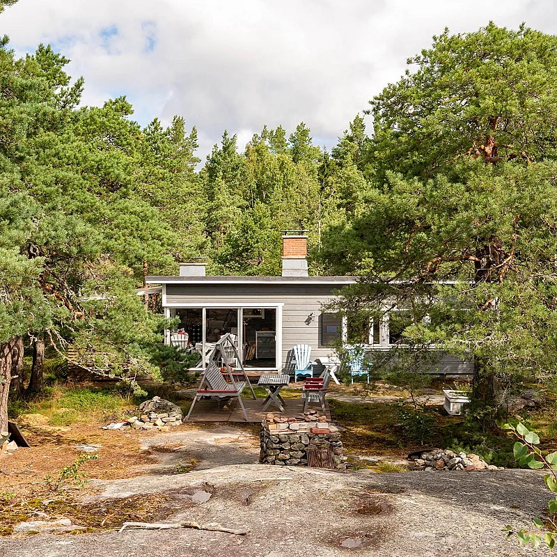 1960s Finnish Cabin on Expansive Woodland Lot in Uusikaupunki