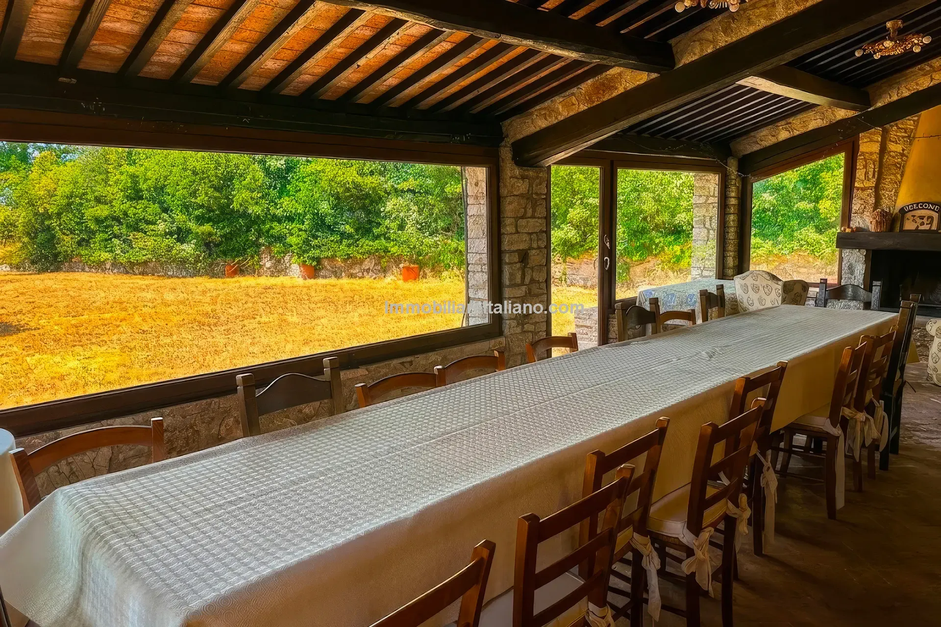 Expansive Farmhouse with Vineyard in Lazio's Scenic Countryside - View image 29 of 42