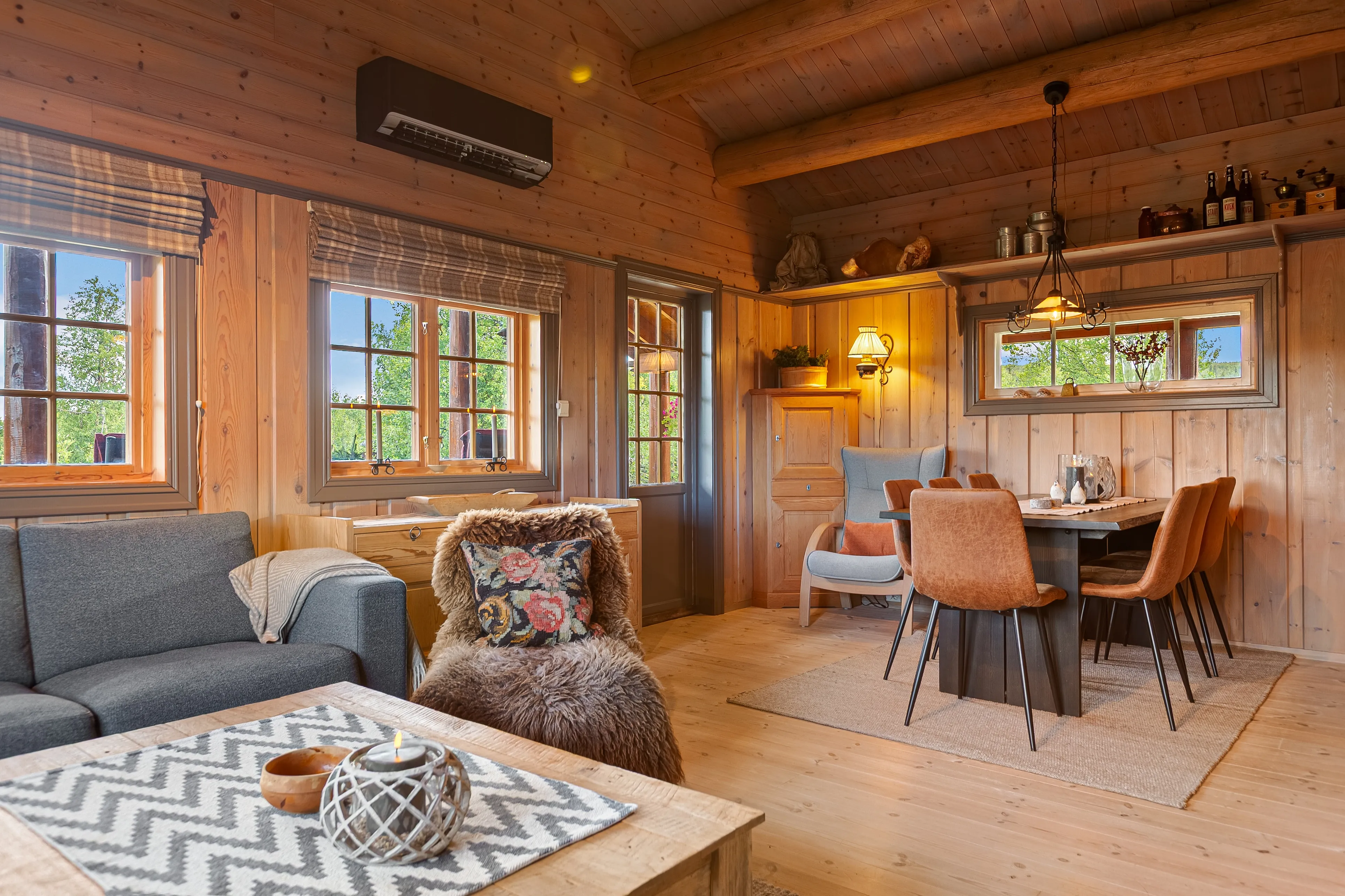 1970s Norwegian Cabin with Terrace Near Storfjorden in Vestre Slidre - View image 12 of 38