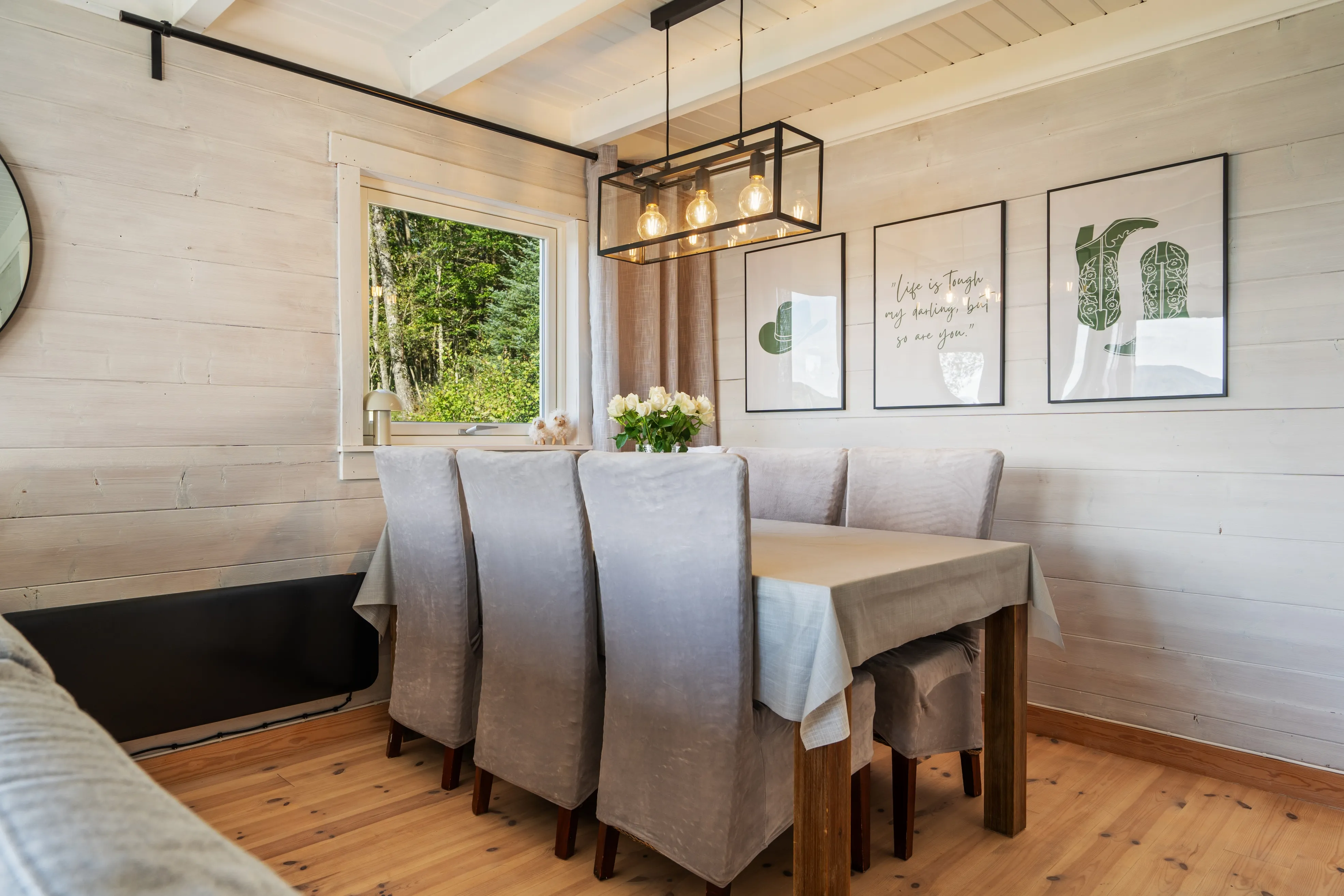 1940s Cabin with Expansive Grounds in Aksdal, Norway - View image 16 of 33