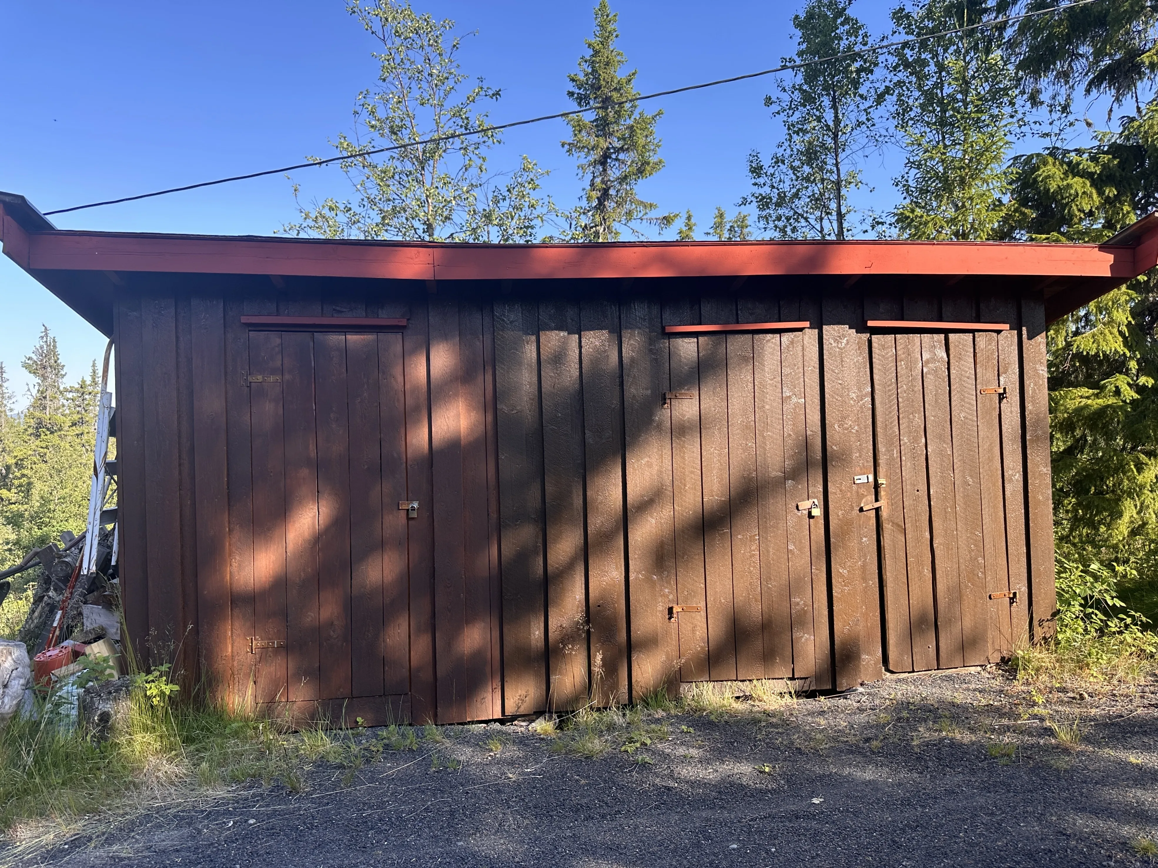 Rustic 2-Bedroom Cabin with Annex and Expansive Grounds in Etnedal, Norway - Image 4