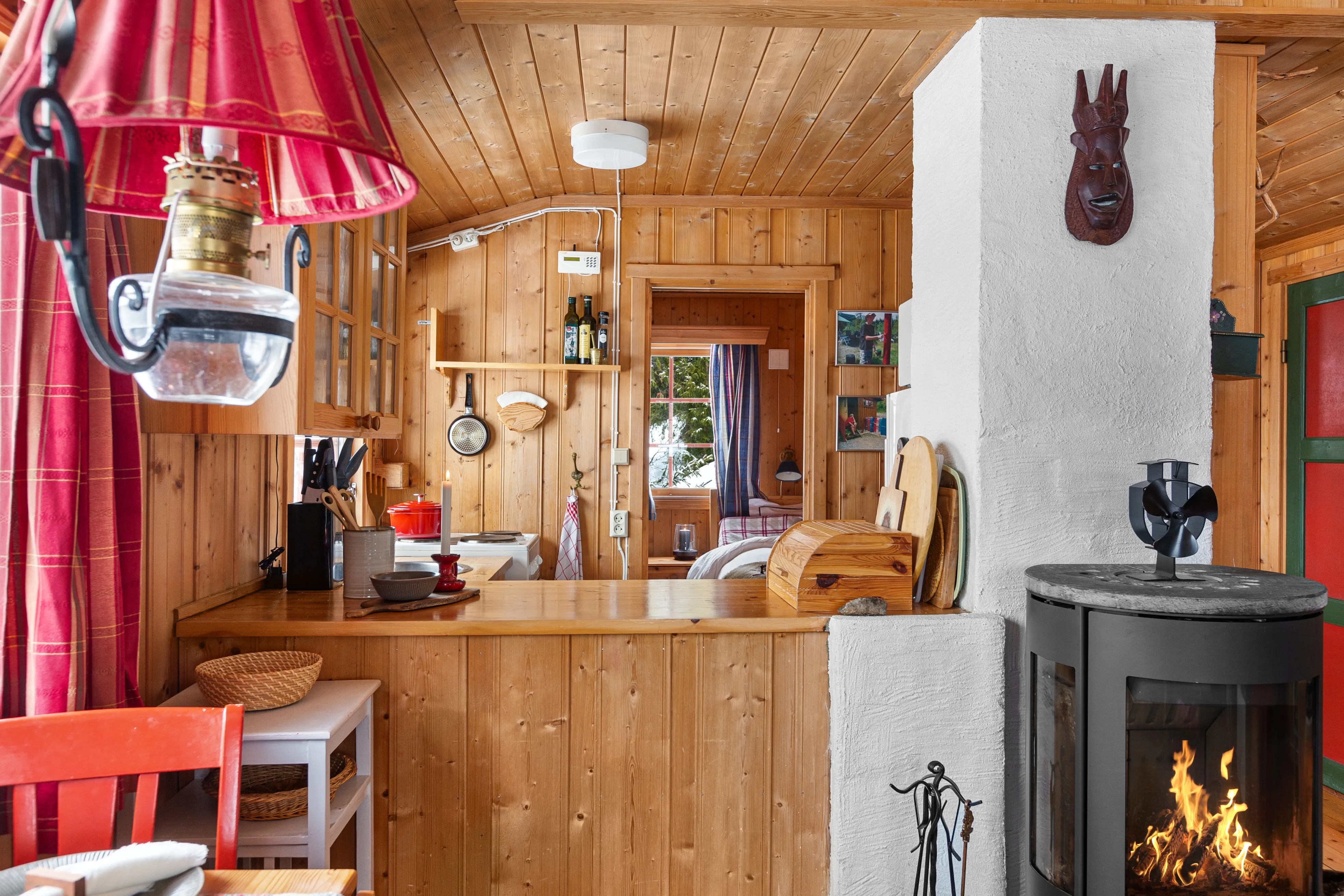 Rustic 2-Bedroom Cabin with Annex and Expansive Grounds in Etnedal, Norway - View image 11 of 31