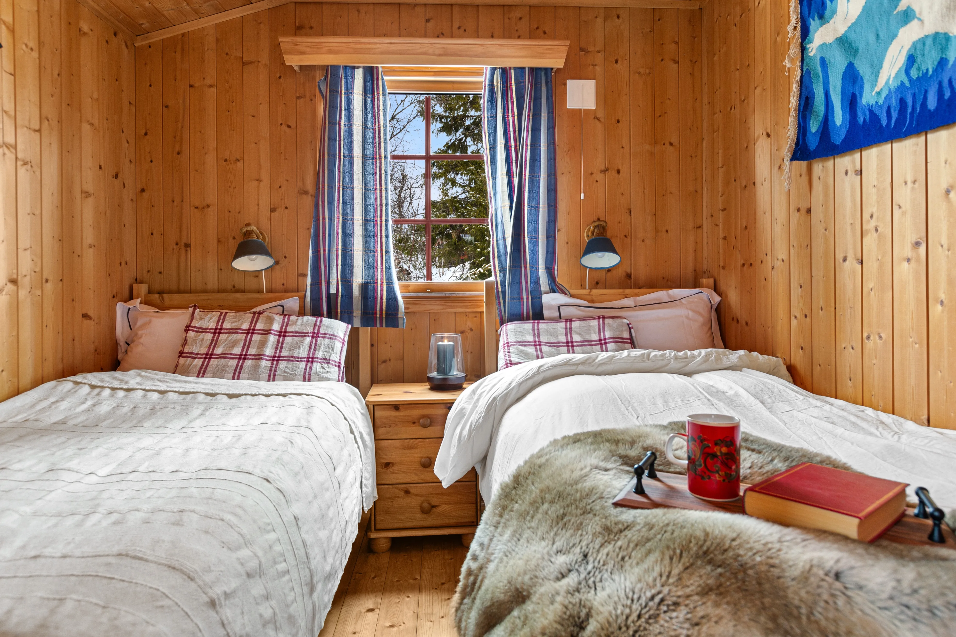 Rustic 2-Bedroom Cabin with Annex and Expansive Grounds in Etnedal, Norway - View image 16 of 31