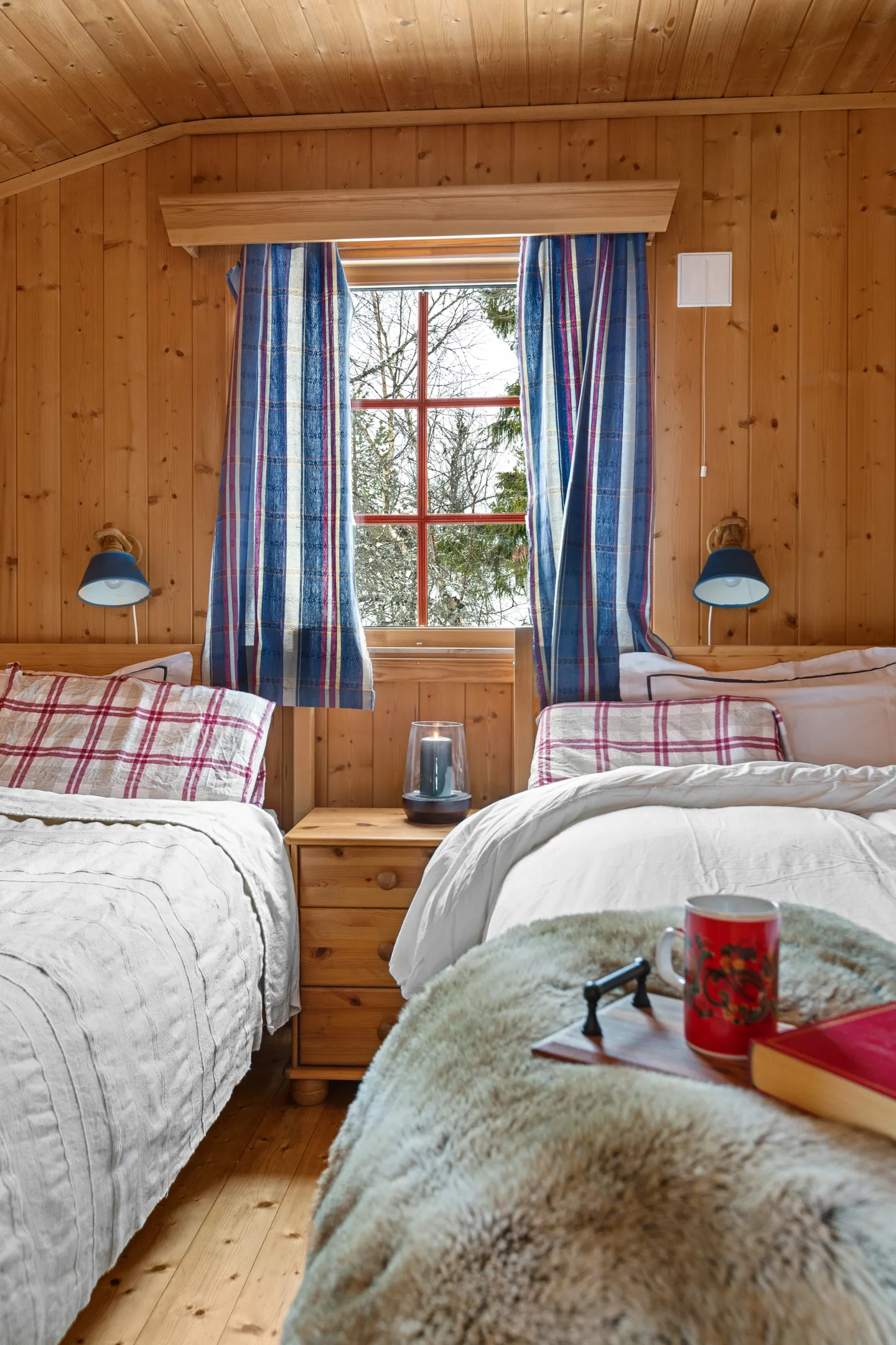 Rustic 2-Bedroom Cabin with Annex and Expansive Grounds in Etnedal, Norway - View image 17 of 31
