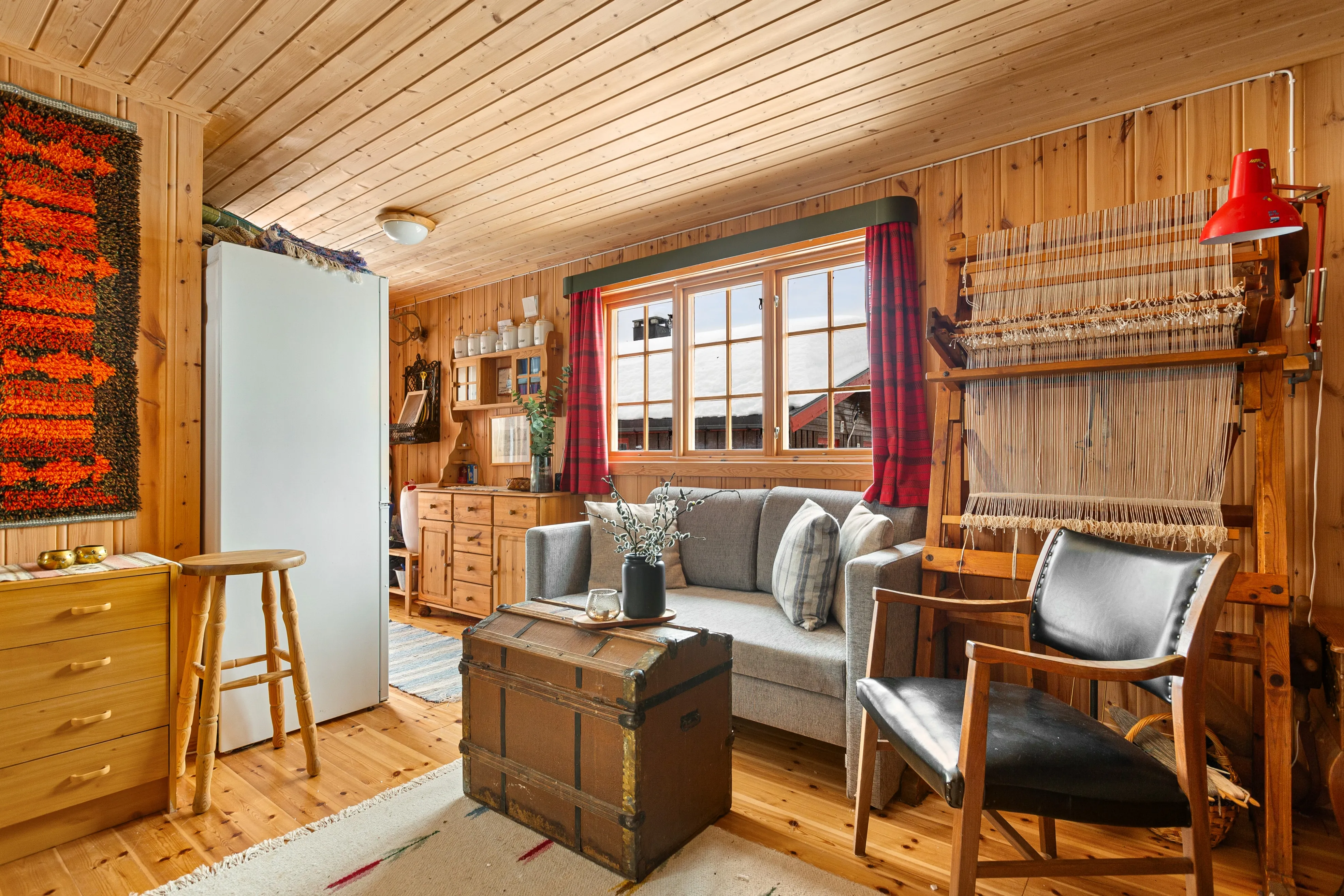 Rustic 2-Bedroom Cabin with Annex and Expansive Grounds in Etnedal, Norway - View image 21 of 31