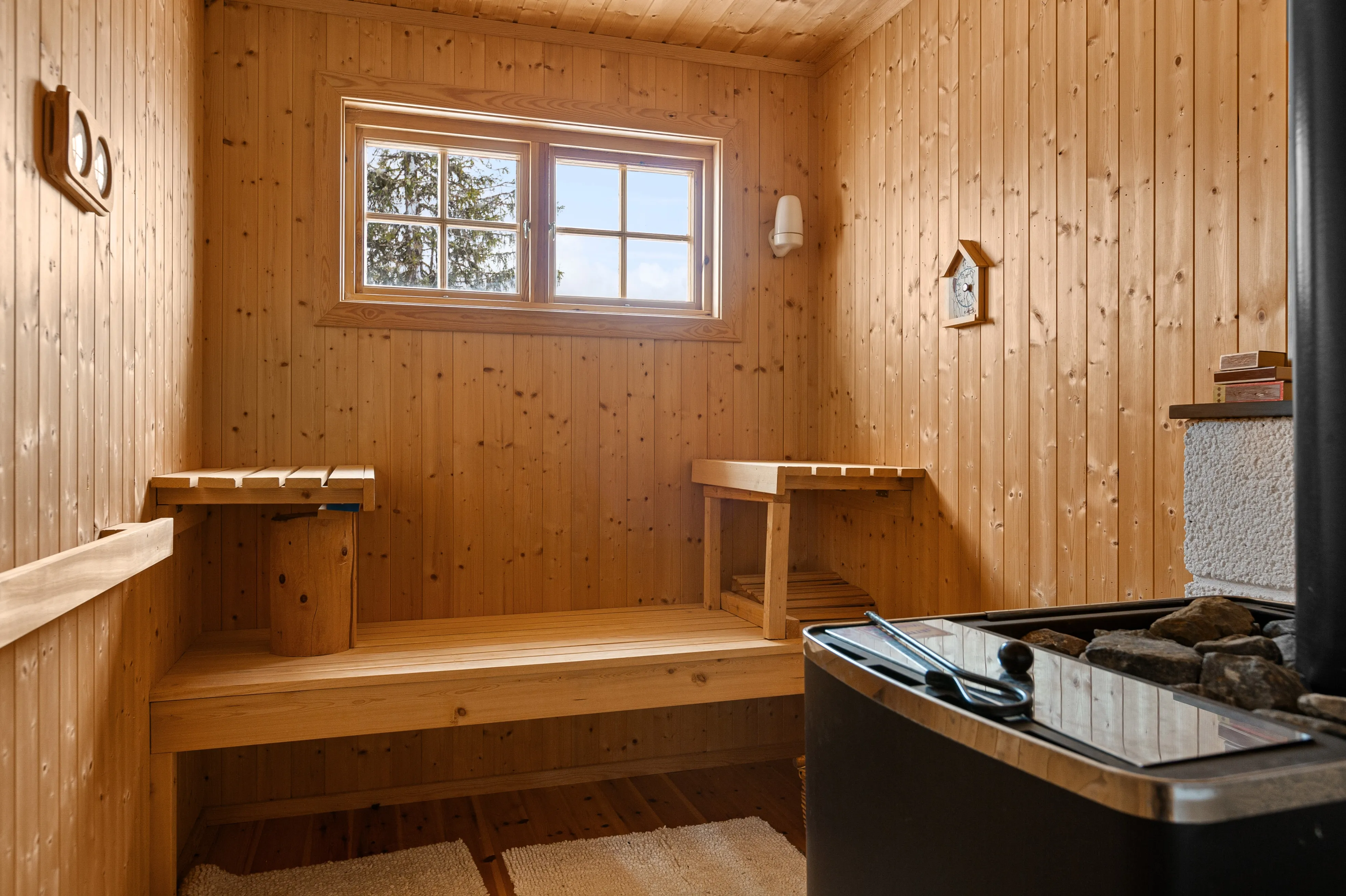Rustic 2-Bedroom Cabin with Annex and Expansive Grounds in Etnedal, Norway - View image 25 of 31