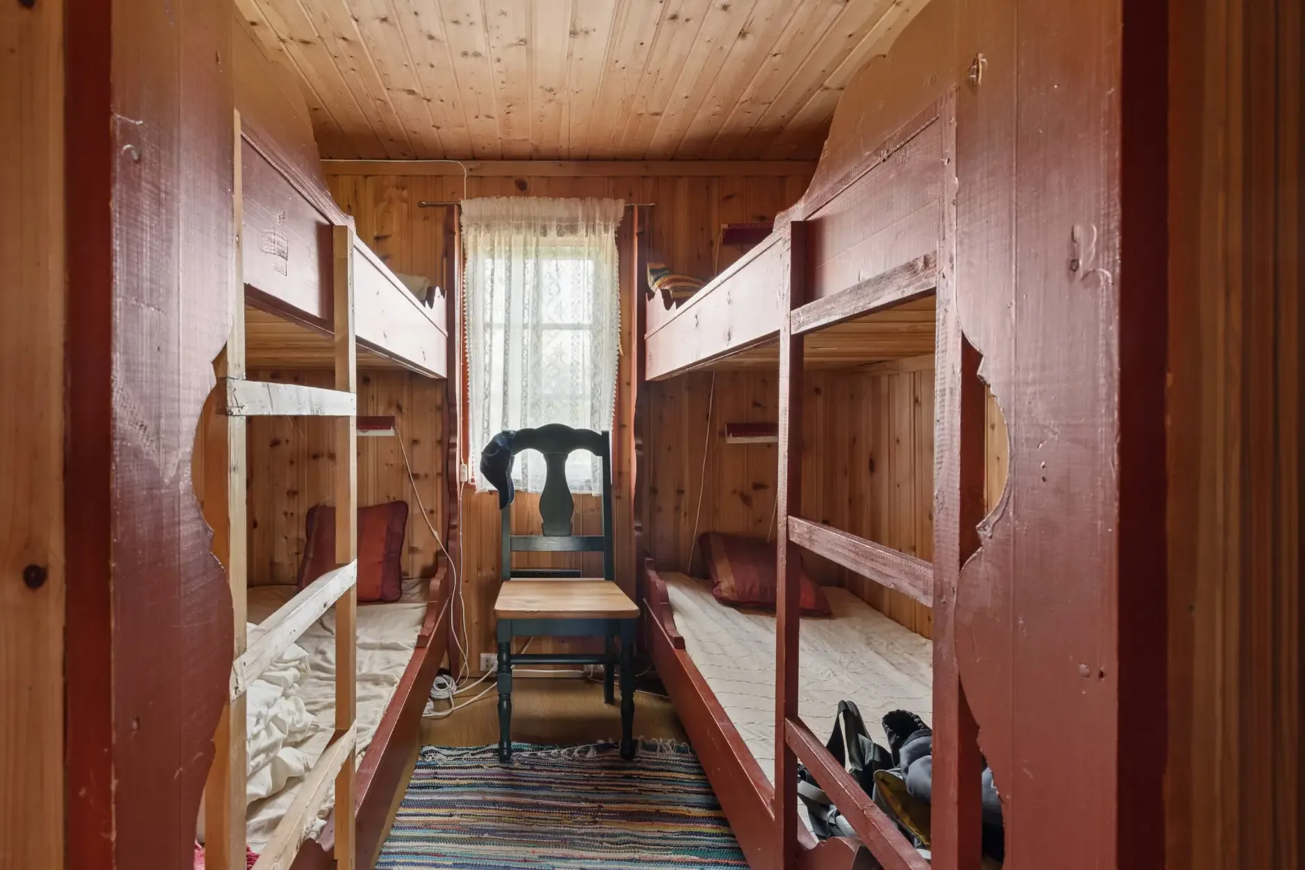 1970s Norwegian Cabin with Rustic Appeal and Two Bedrooms in Kongsberg - View image 17 of 29