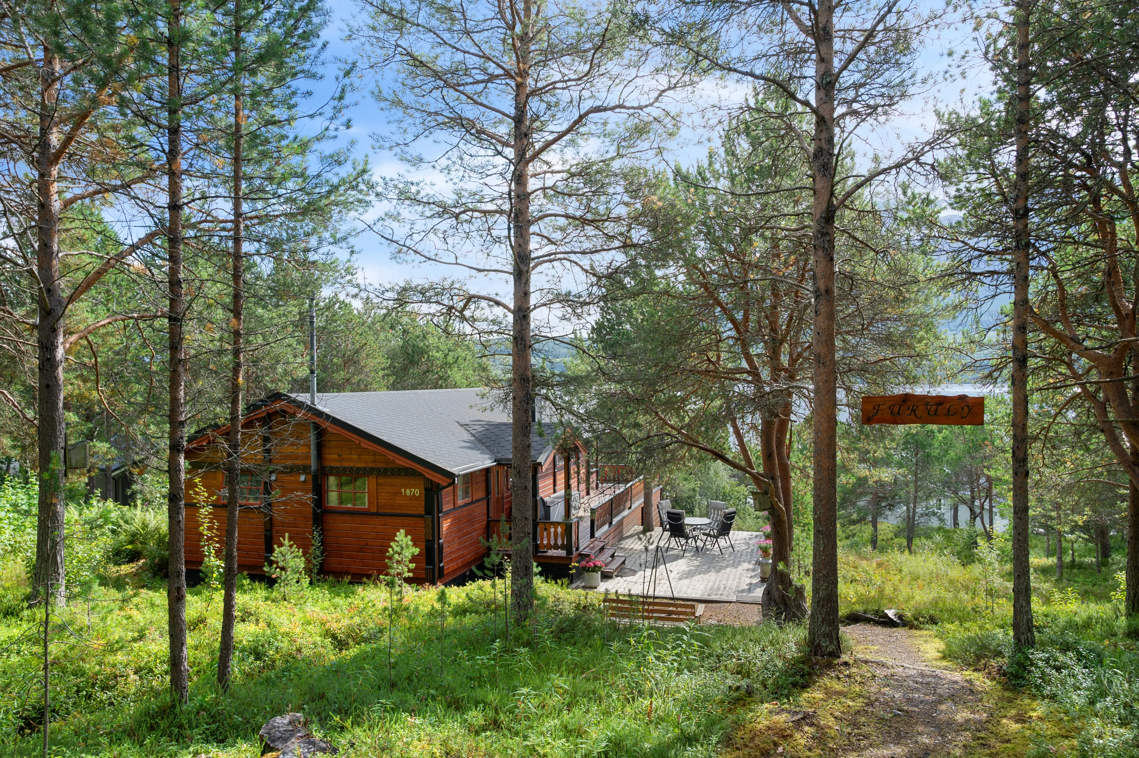 Scandinavian Cabin with Expansive Grounds in Grovfjord, Norway - View image 32 of 46