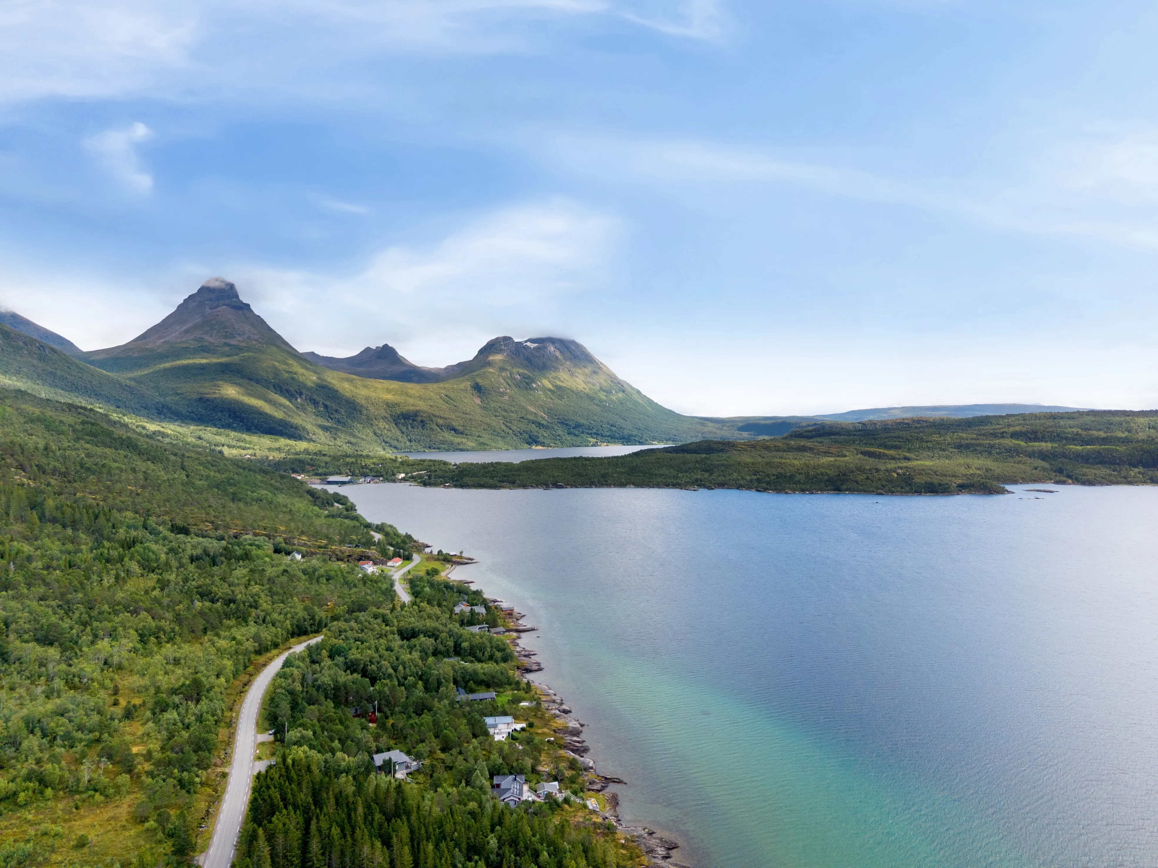 Scandinavian Cabin with Expansive Grounds in Grovfjord, Norway - View image 40 of 46